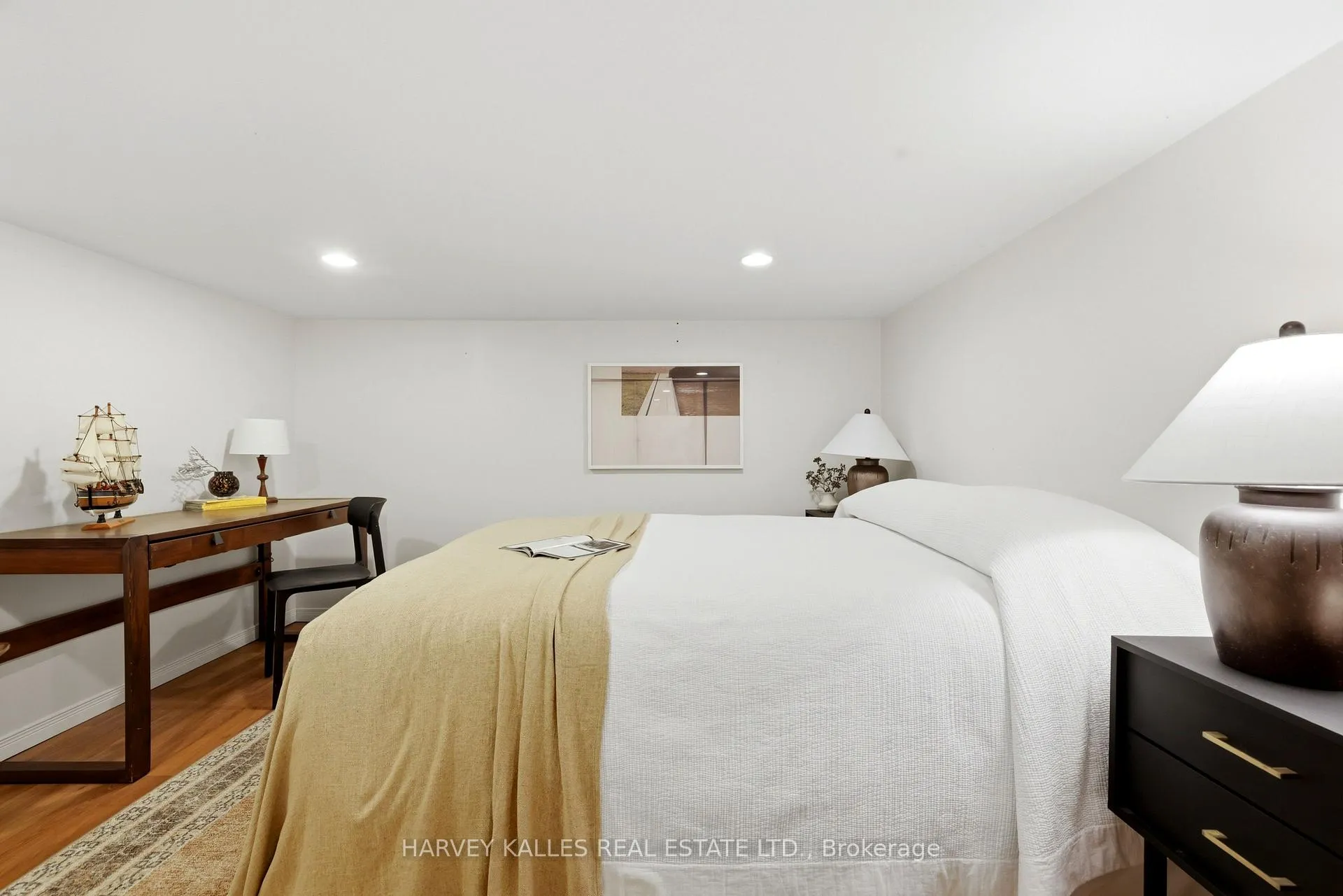 Photo 23 of 96 Ennerdale Road, Toronto, Caledonia-Fairbank — HOMEH