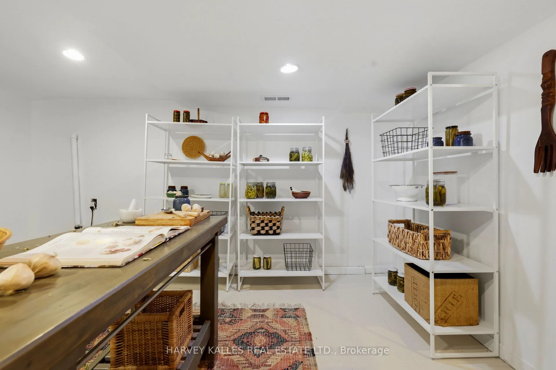 Photo 26 of 96 Ennerdale Road, Toronto, Caledonia-Fairbank — HOMEH