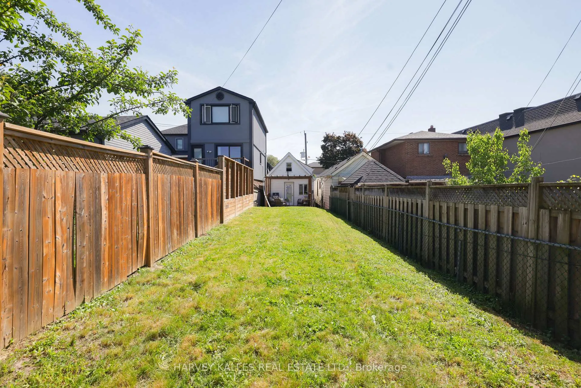 Photo 32 of 96 Ennerdale Road, Toronto, Caledonia-Fairbank — HOMEH