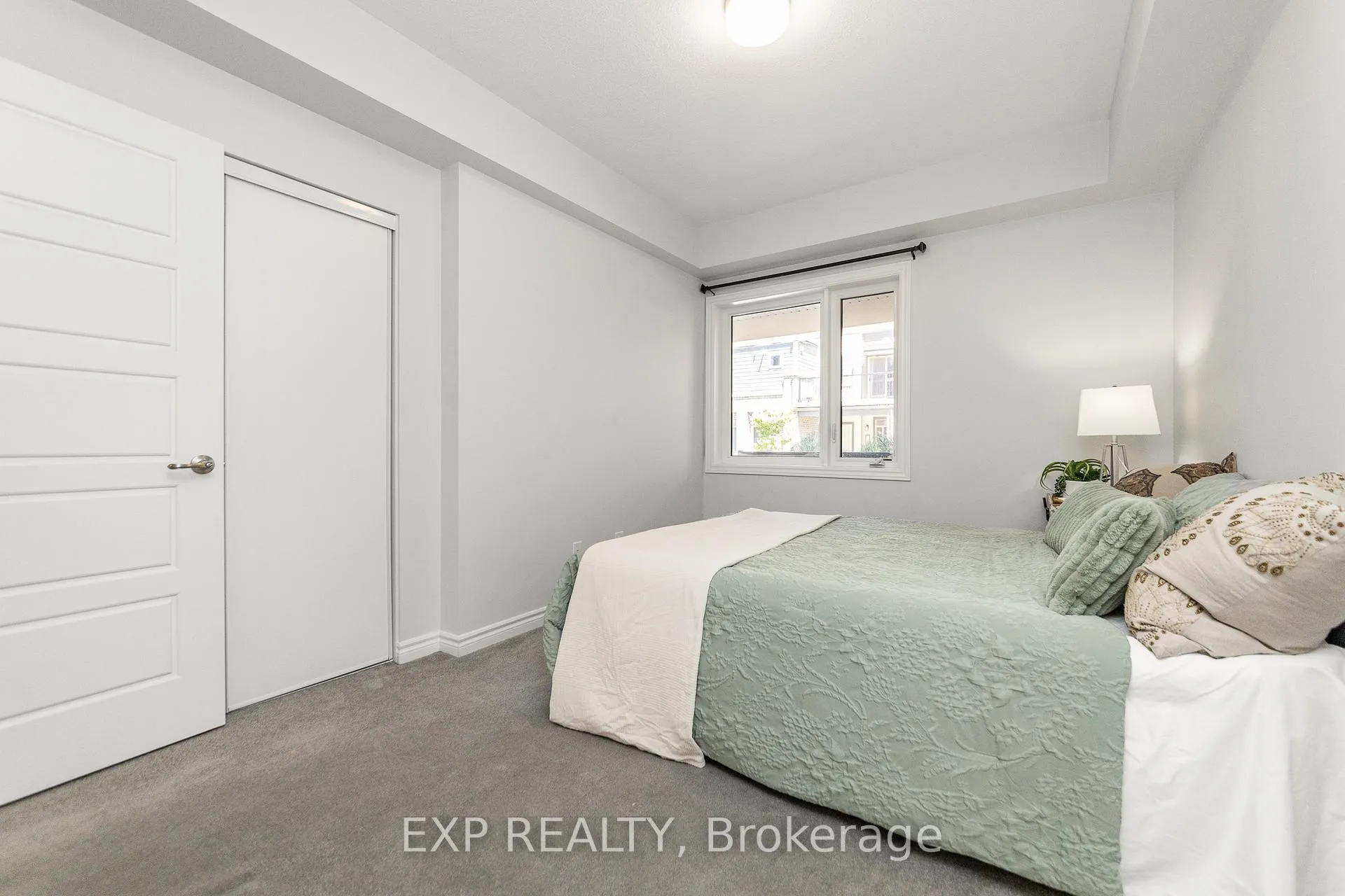 Photo 17 of 215 Lapland Private, Ottawa, Kanata - Emerald Meadows/Trailwest — HOMEH