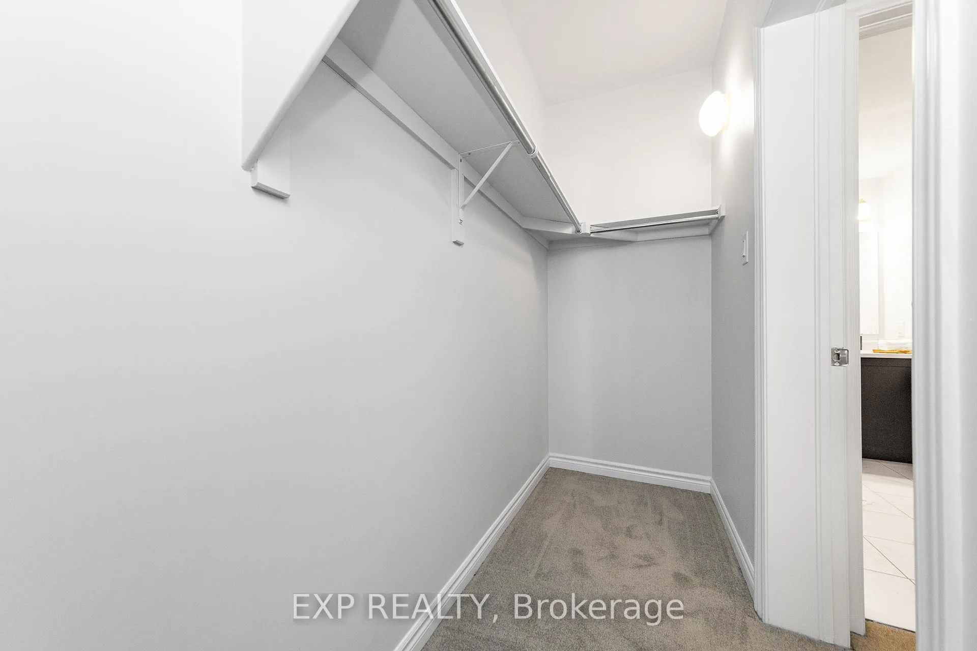 Photo 20 of 215 Lapland Private, Ottawa, Kanata - Emerald Meadows/Trailwest — HOMEH