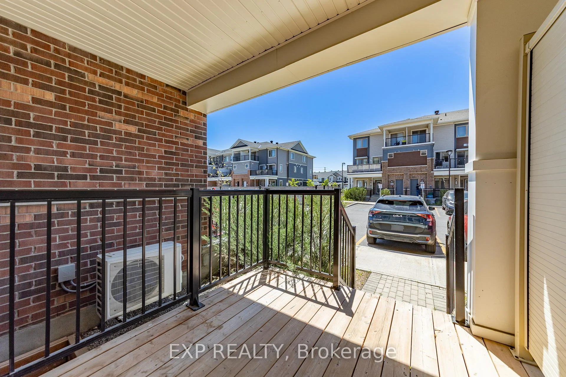 Photo 29 of 215 Lapland Private, Ottawa, Kanata - Emerald Meadows/Trailwest — HOMEH