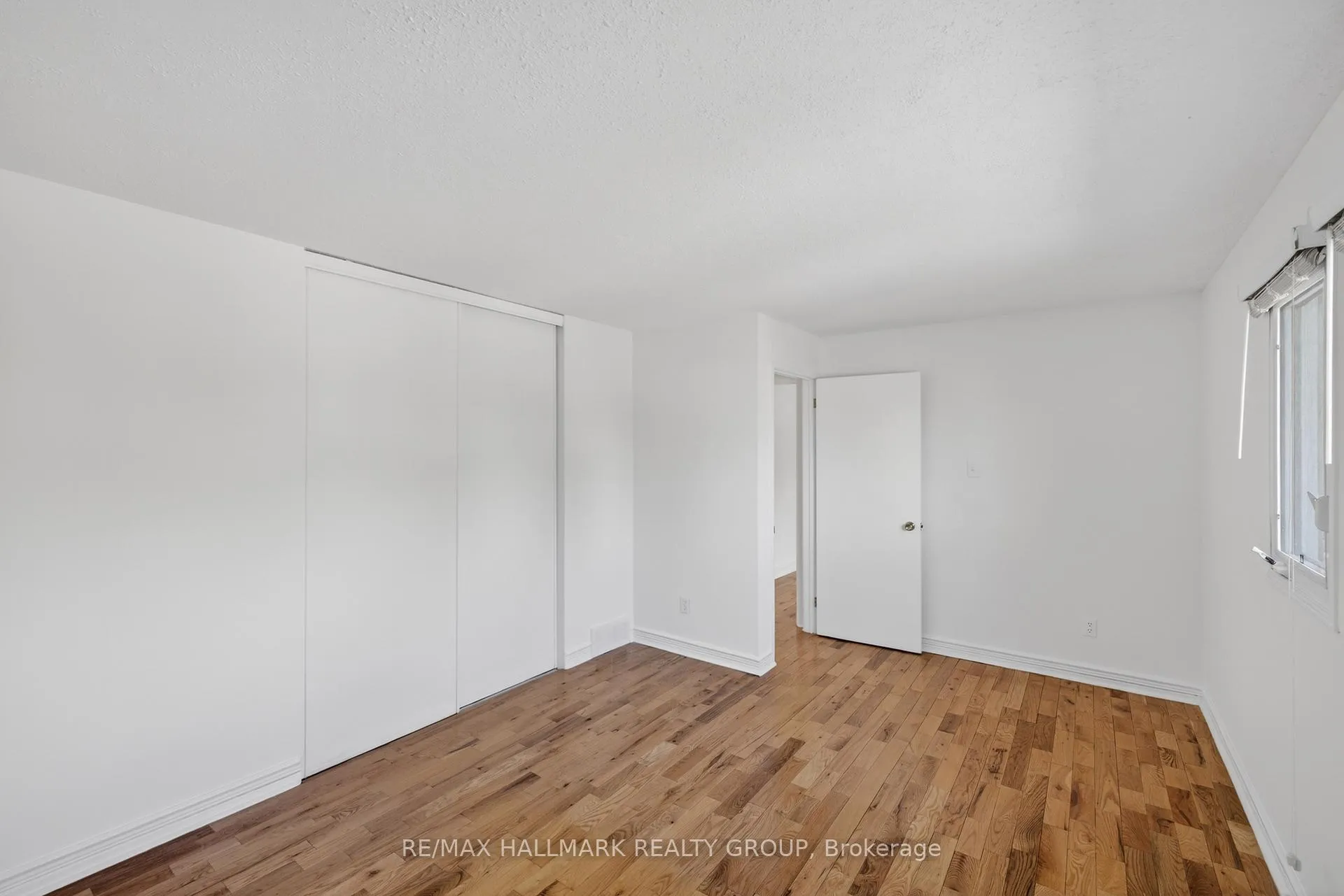 Photo 29 of 6202 Ravine Way, Ottawa, Convent Glen — HOMEH