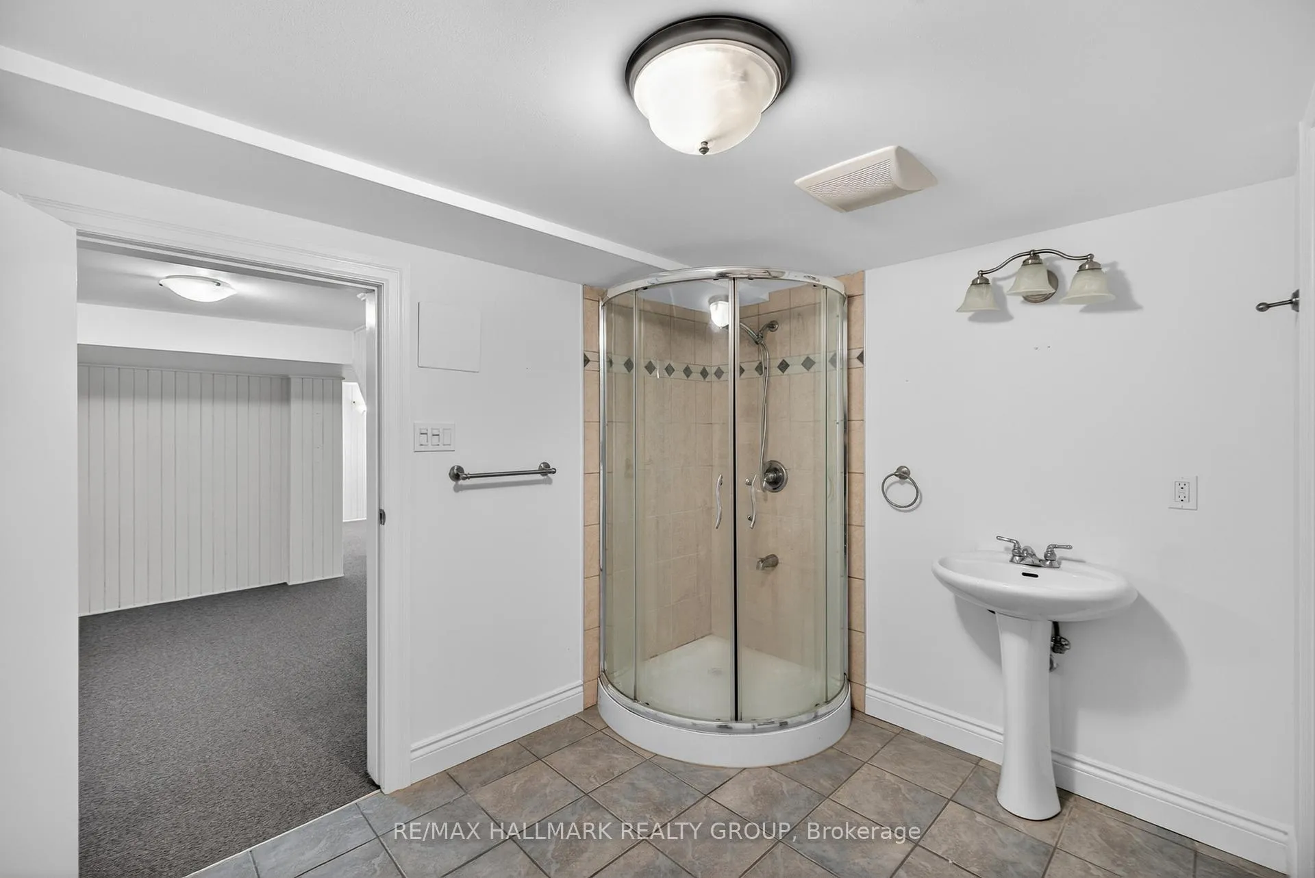 Photo 39 of 6202 Ravine Way, Ottawa, Convent Glen — HOMEH