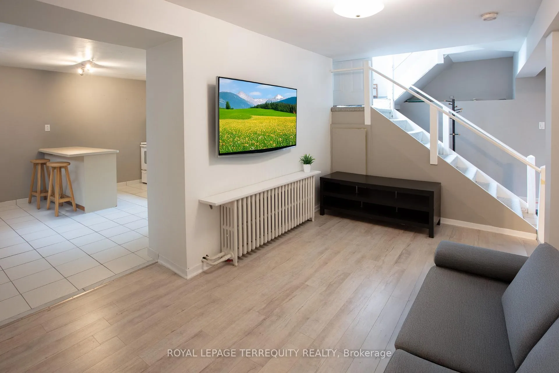 Photo 8 of Unit Basement, 10 Northcliffe Boulevard, Toronto, Corso Italia-Davenport — HOMEH