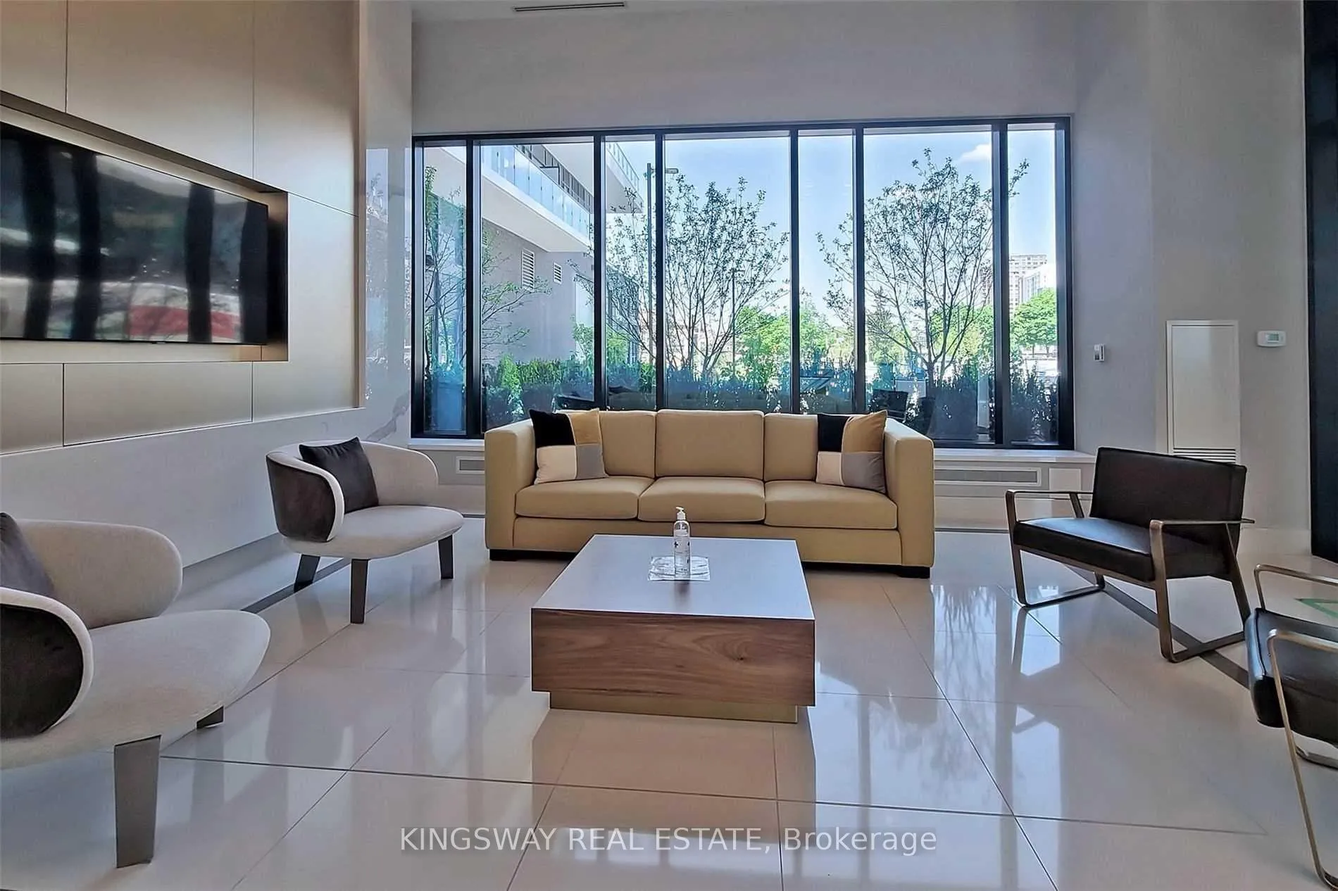Photo 15 of Unit 907, 65 Watergarden Drive, Mississauga, Hurontario — HOMEH