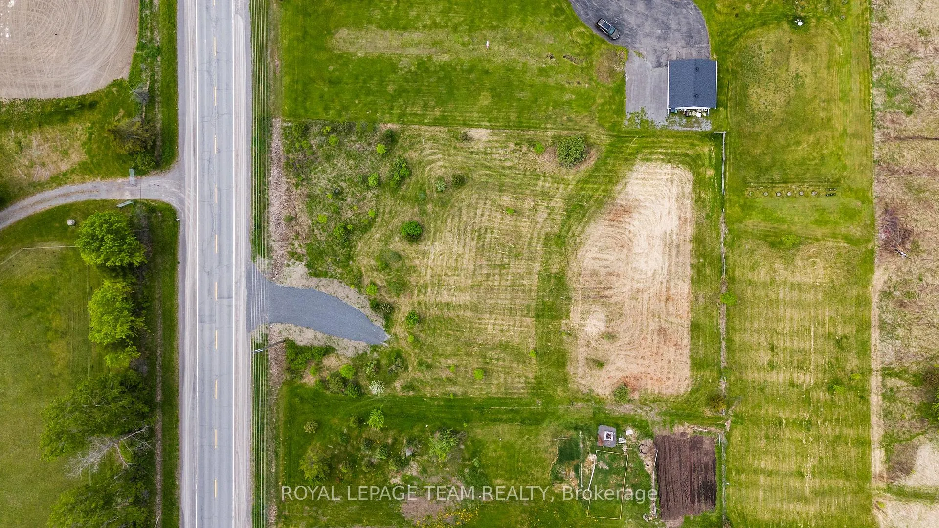 Photo 5 of Dunrobin Road, Ottawa, Dunrobin Shores — HOMEH