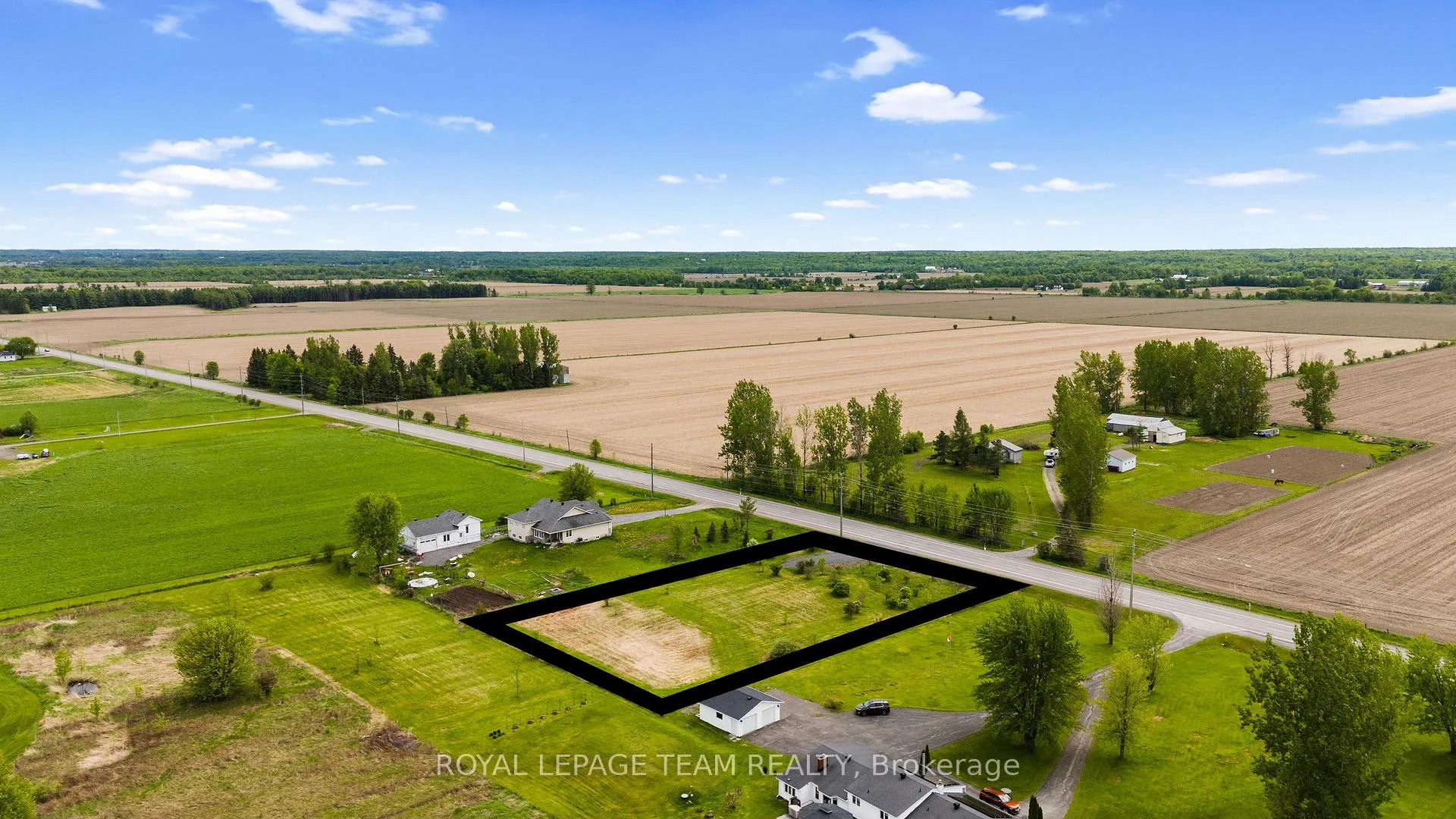 Photo 14 of Dunrobin Road, Ottawa, Dunrobin Shores — HOMEH