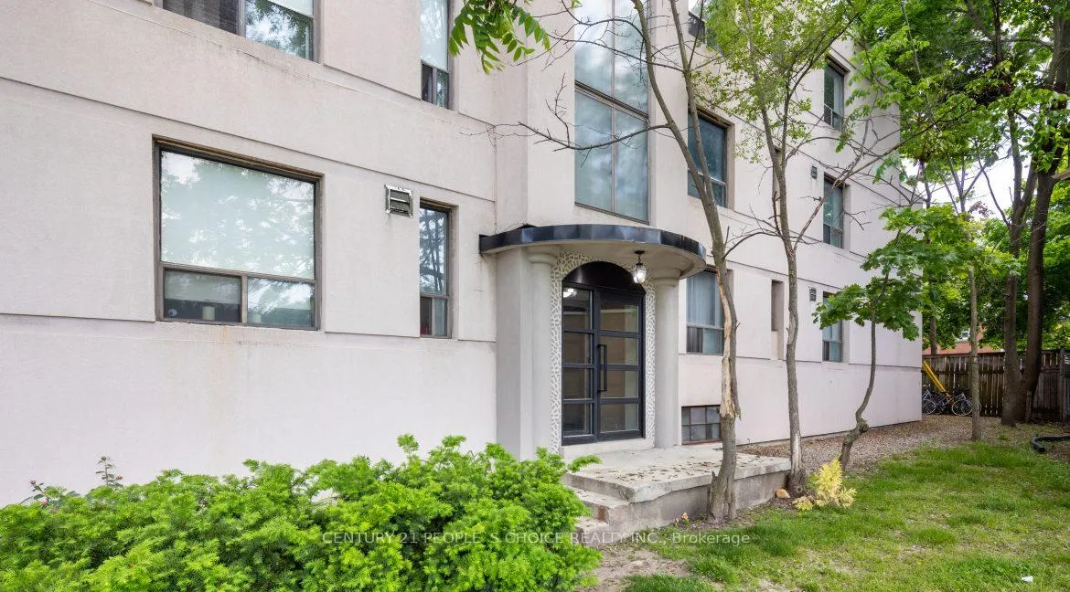 Photo 2 of Unit 6, 875 Avenue Road, Toronto, Forest Hill South — HOMEH