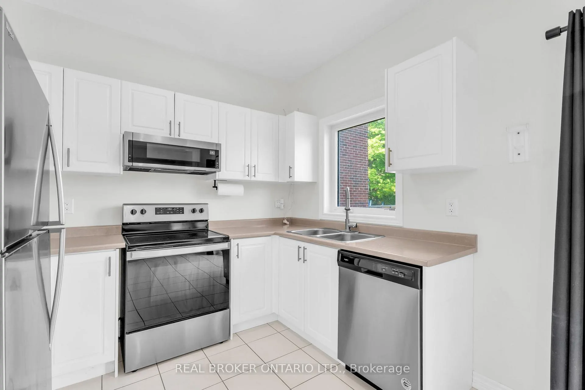 Photo 19 of 125 Werry Avenue, Southgate — HOMEH
