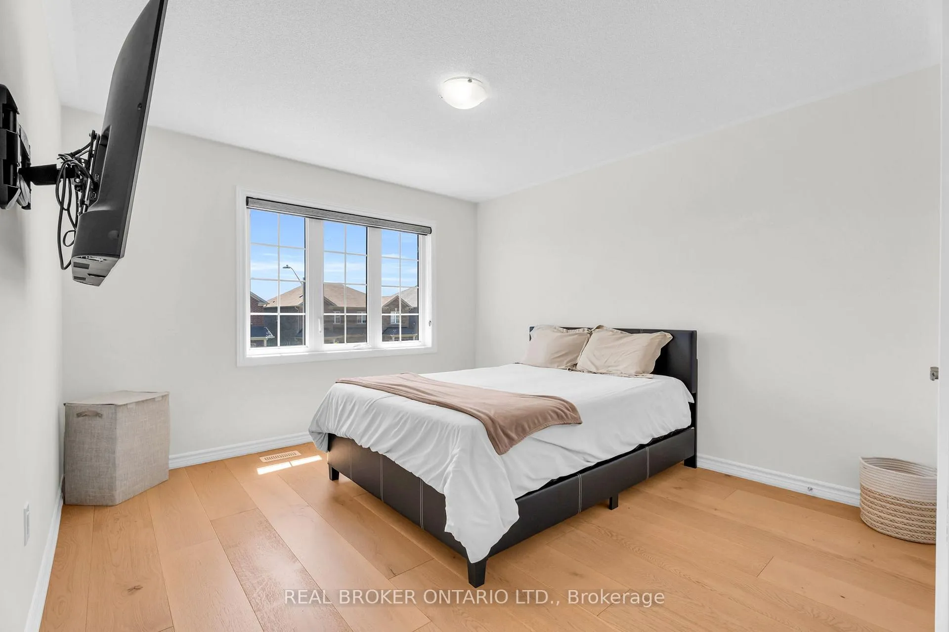 Photo 34 of 125 Werry Avenue, Southgate — HOMEH
