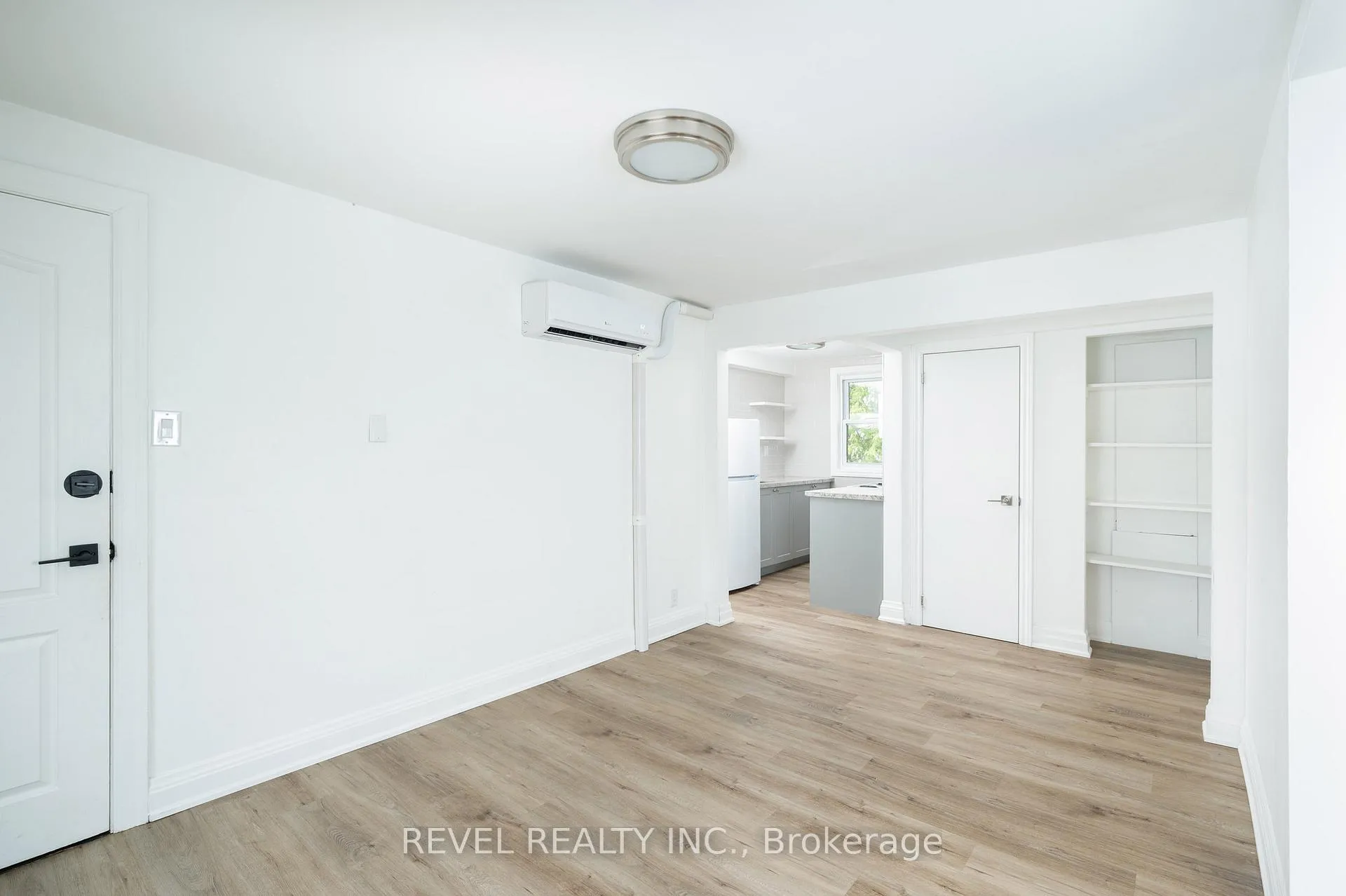 Photo 8 of 1182 Linbrook Road, Oakville, Morrison — HOMEH