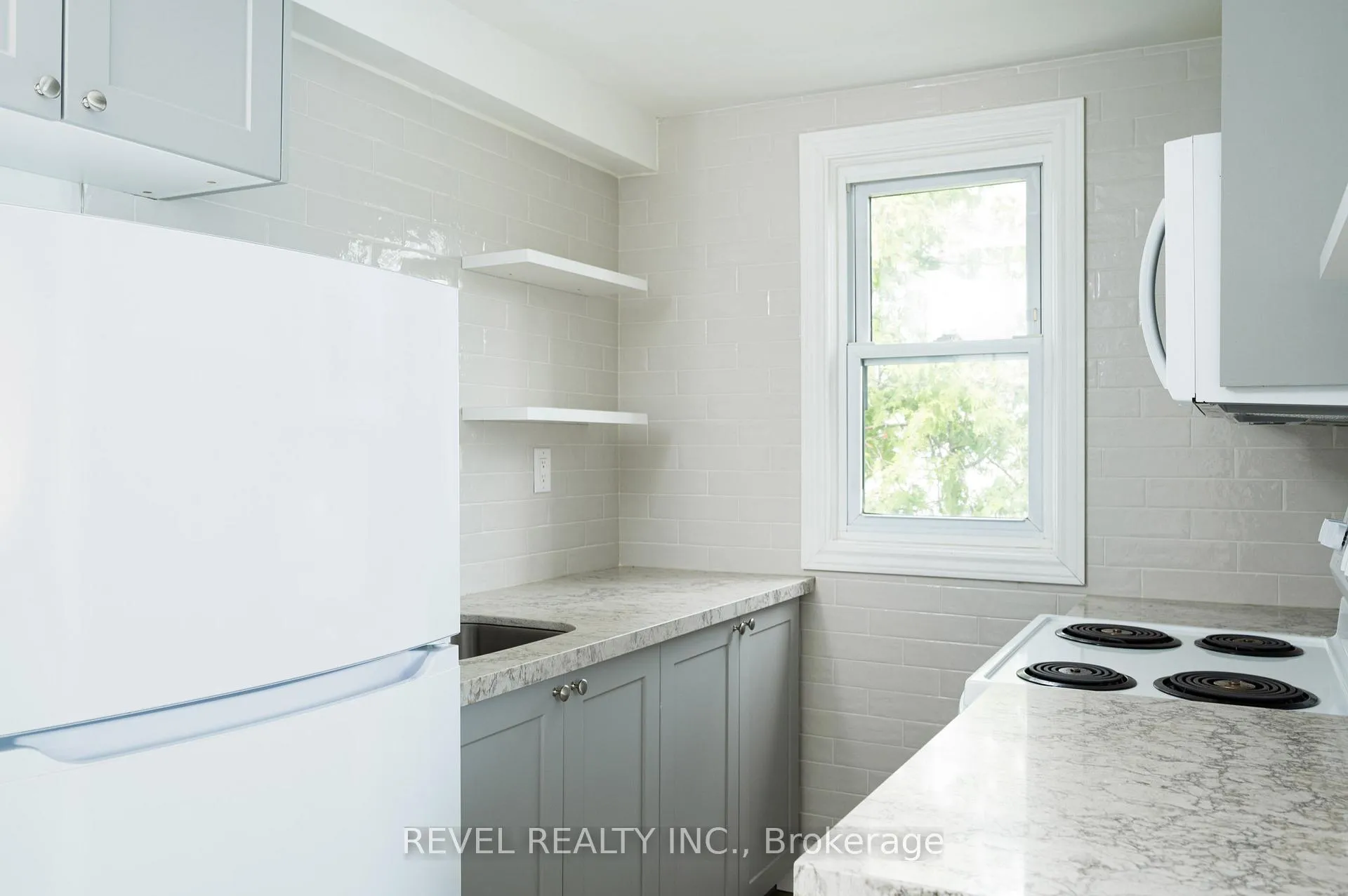 Photo 12 of 1182 Linbrook Road, Oakville, Morrison — HOMEH