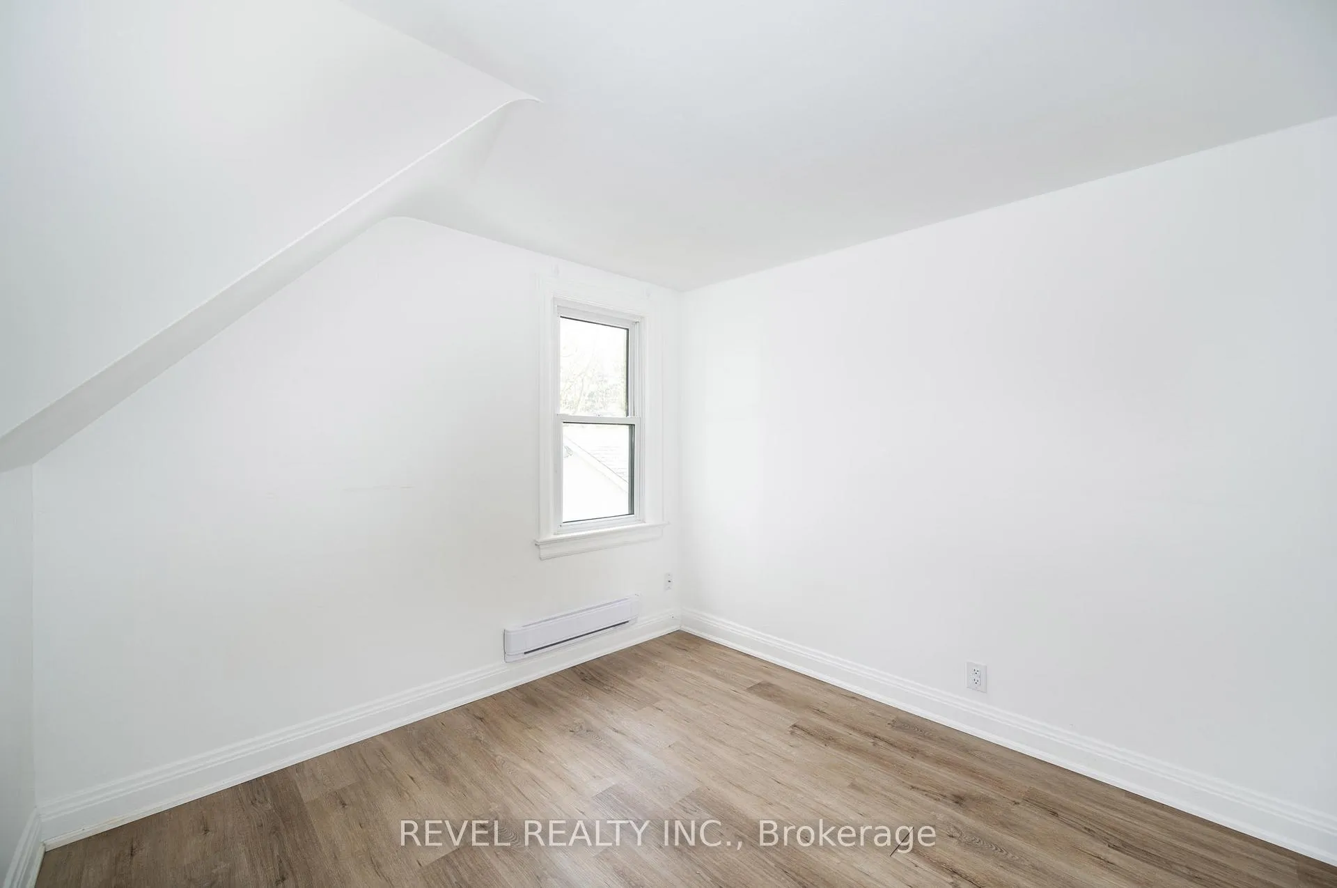 Photo 14 of 1182 Linbrook Road, Oakville, Morrison — HOMEH