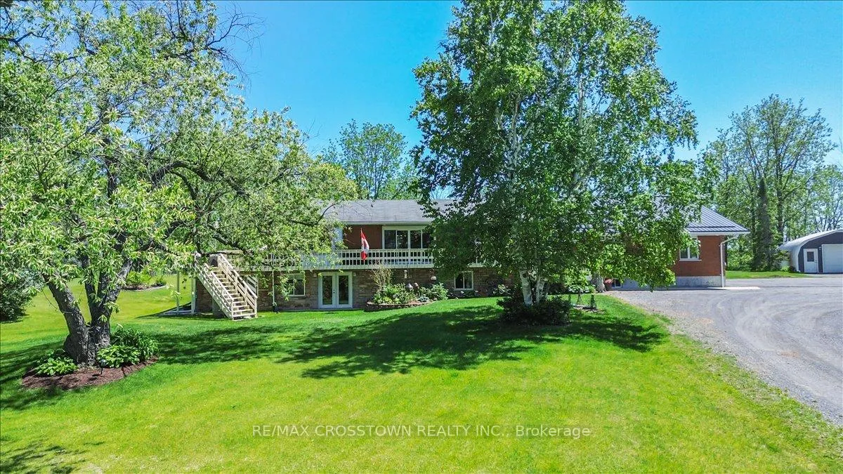 Photo 1 of 1074 Millhaven Road, Loyalist, Lennox and Addington - South — HOMEH