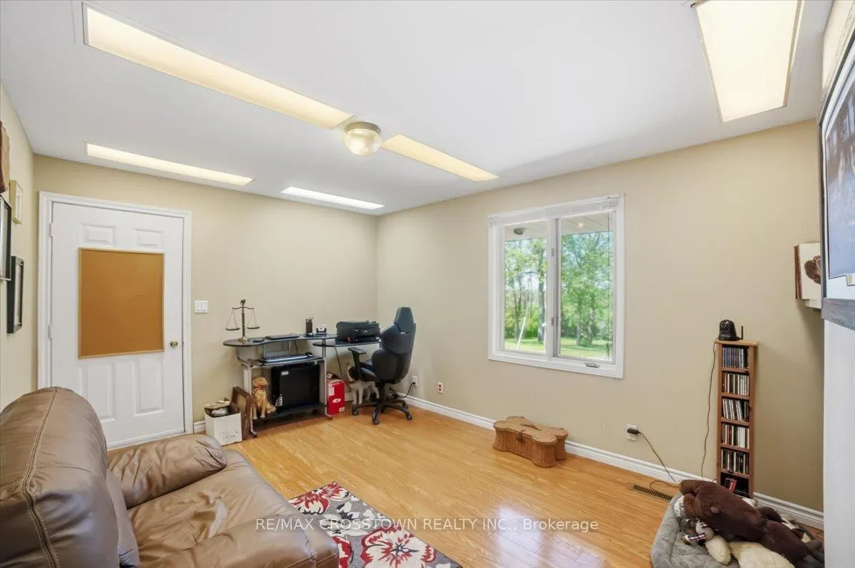 Photo 23 of 1074 Millhaven Road, Loyalist, Lennox and Addington - South — HOMEH