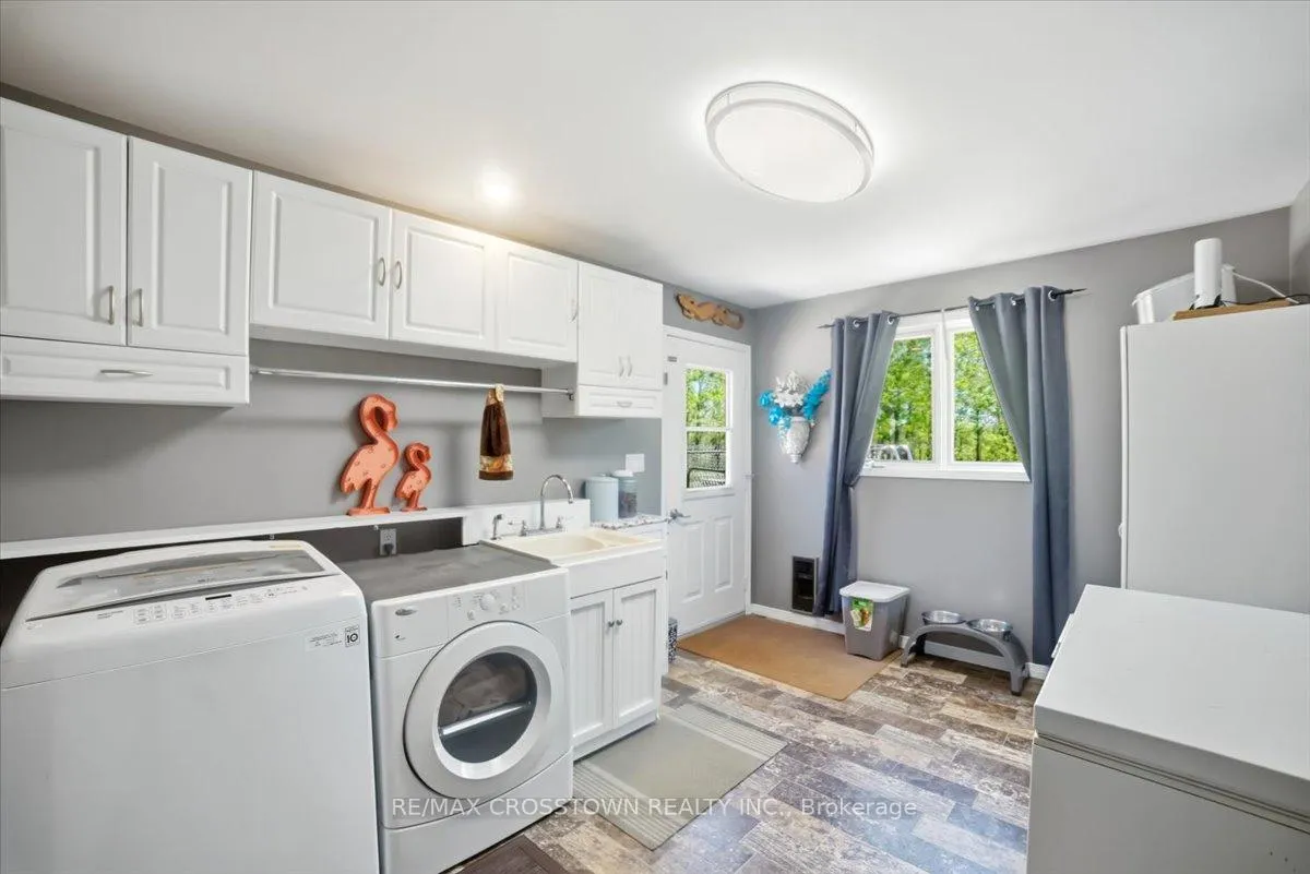 Photo 25 of 1074 Millhaven Road, Loyalist, Lennox and Addington - South — HOMEH