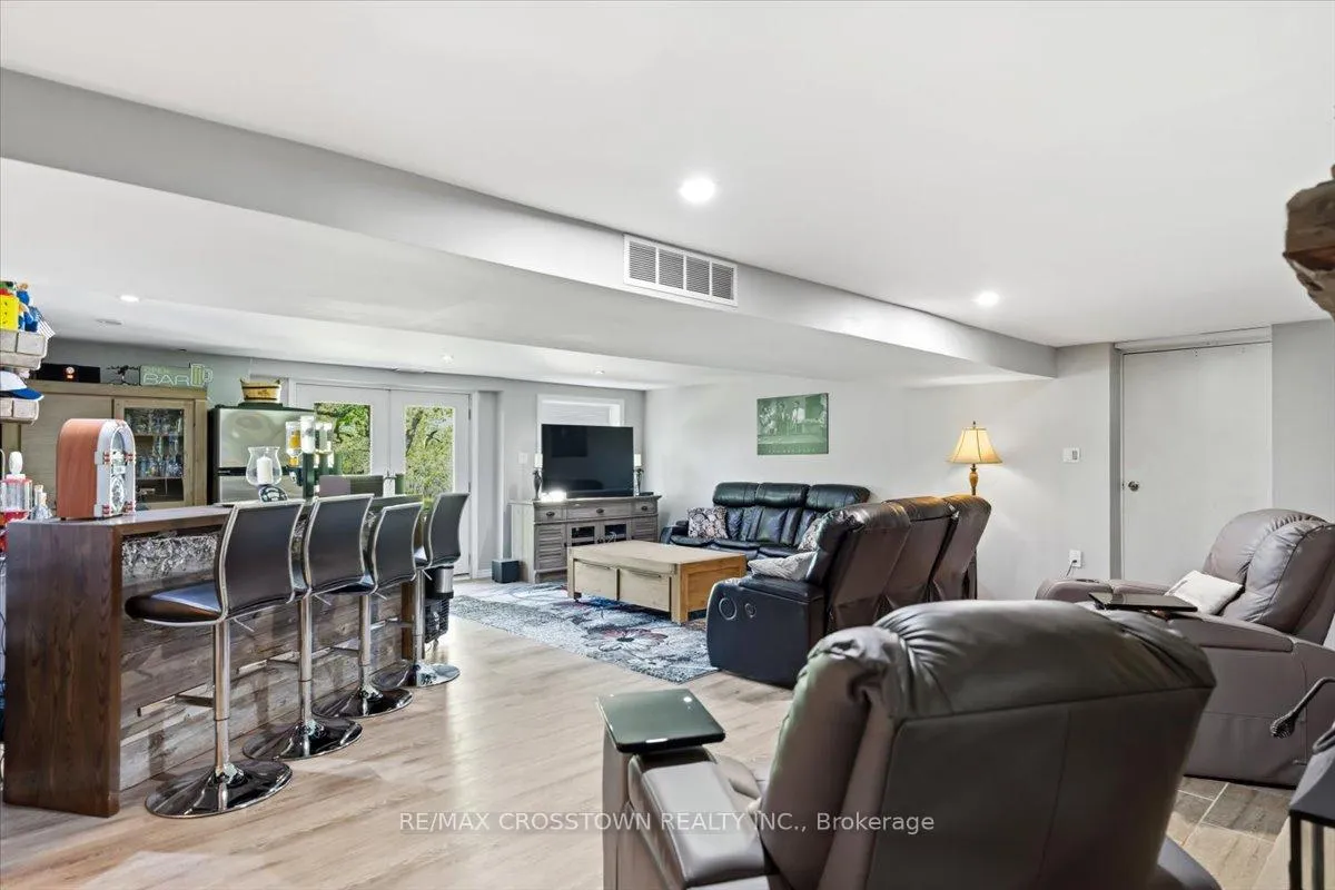 Photo 32 of 1074 Millhaven Road, Loyalist, Lennox and Addington - South — HOMEH