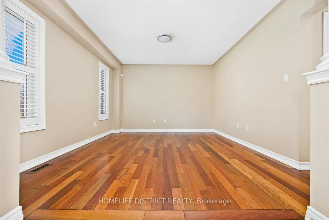 Photo 6 of 47 Ball Crescent, Whitby, Williamsburg — HOMEH