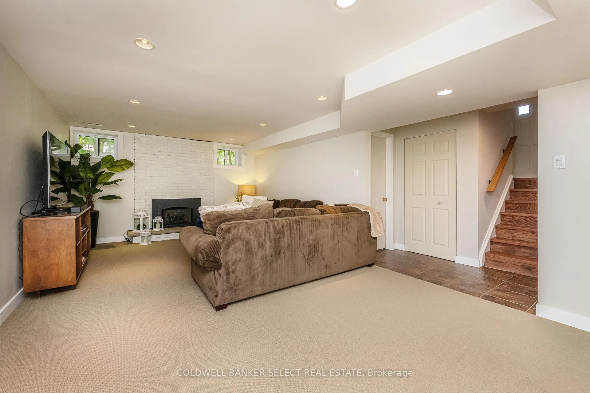 Photo 19 of 5 Pineridge Drive, Caledon, Palgrave — HOMEH