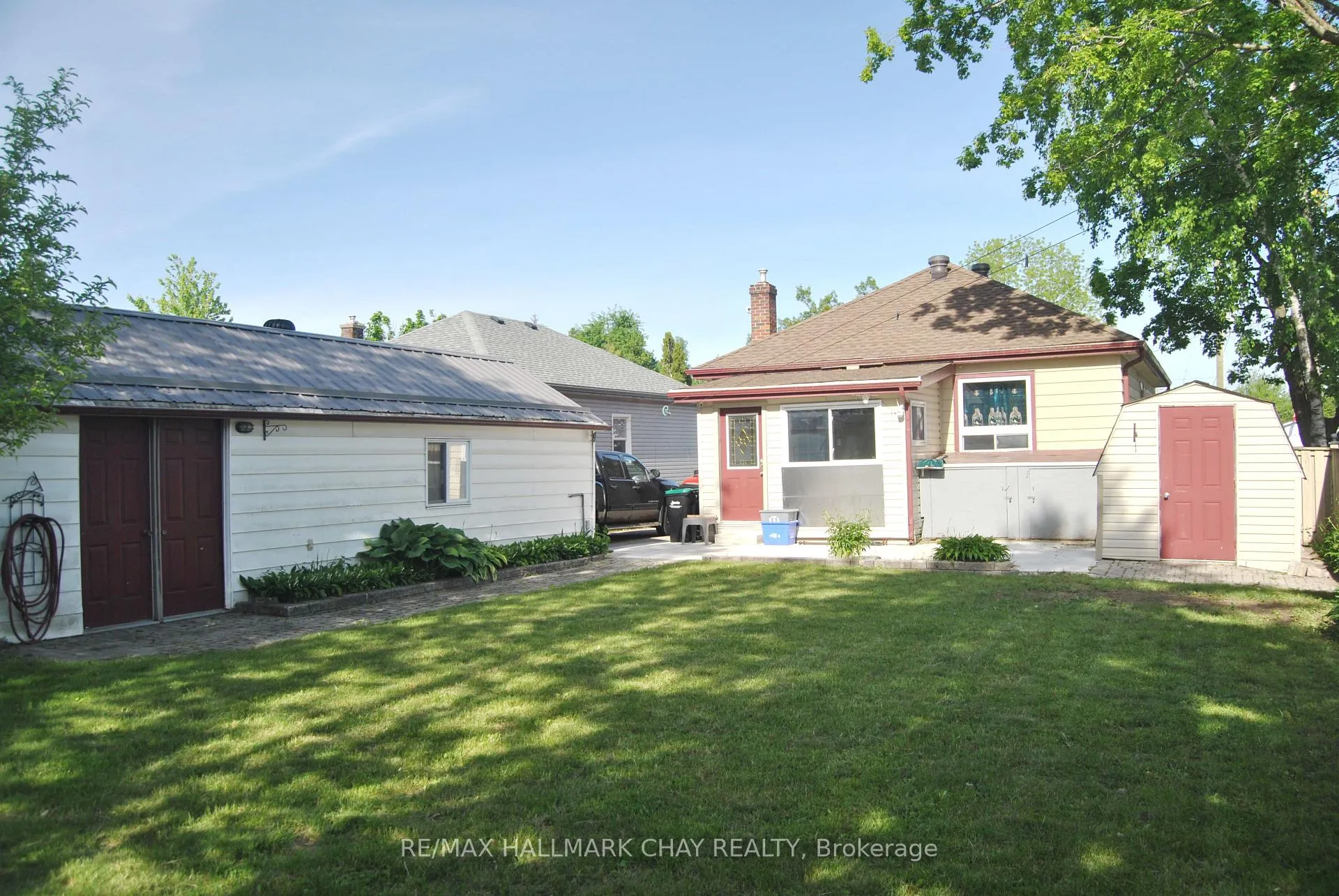 Photo 4 of 227 Duckworth Street, Barrie, Codrington — HOMEH