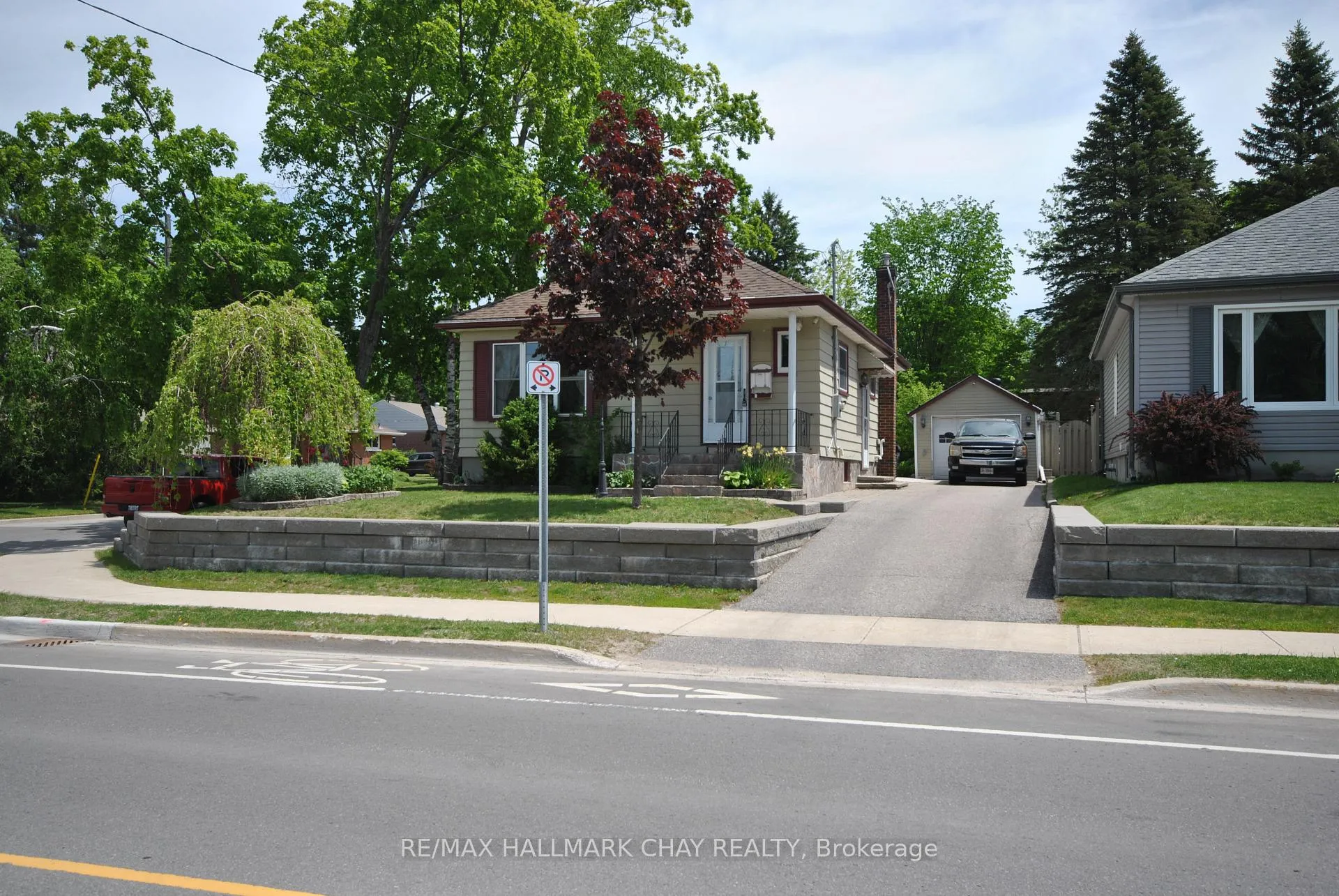 Photo 6 of 227 Duckworth Street, Barrie, Codrington — HOMEH
