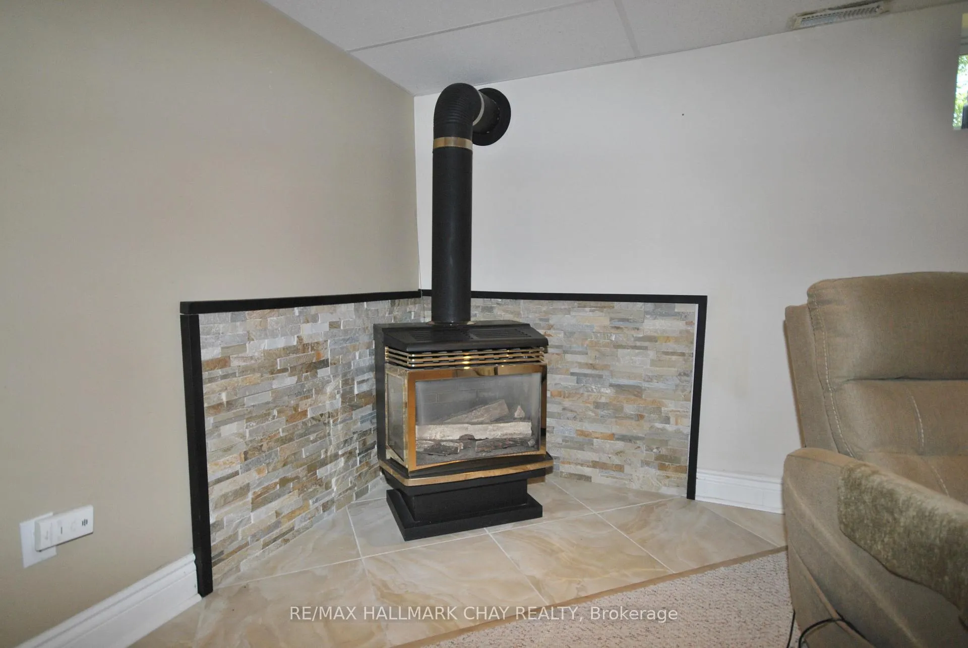Photo 24 of 227 Duckworth Street, Barrie, Codrington — HOMEH