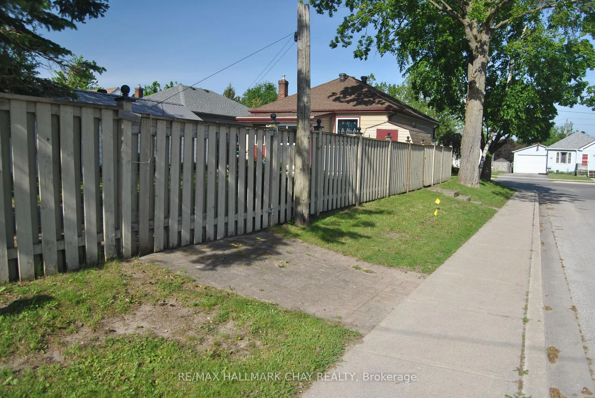 Photo 31 of 227 Duckworth Street, Barrie, Codrington — HOMEH
