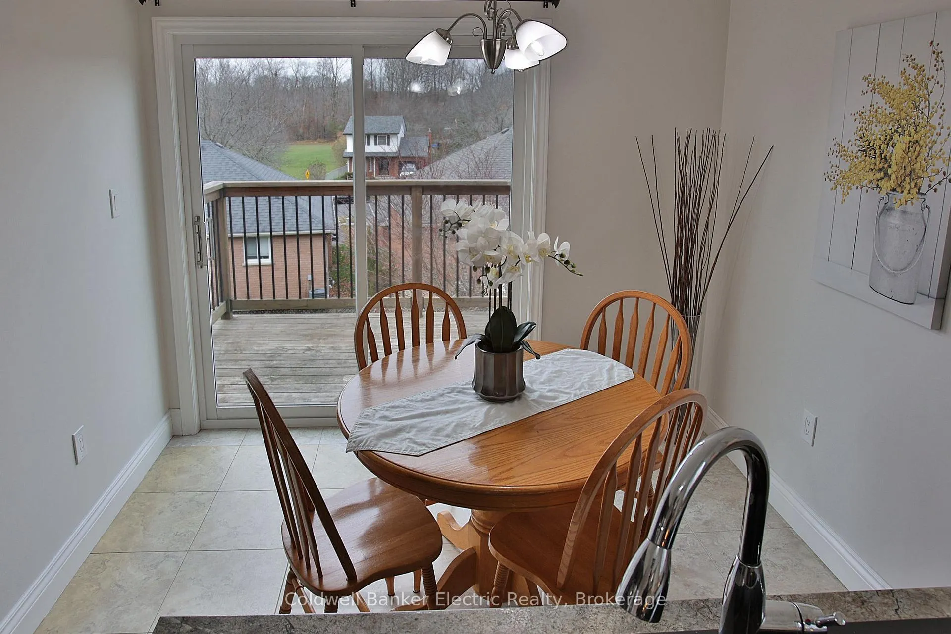 Photo 12 of 1830 Stratton Avenue, Peterborough, Otonabee Ward 1 — HOMEH