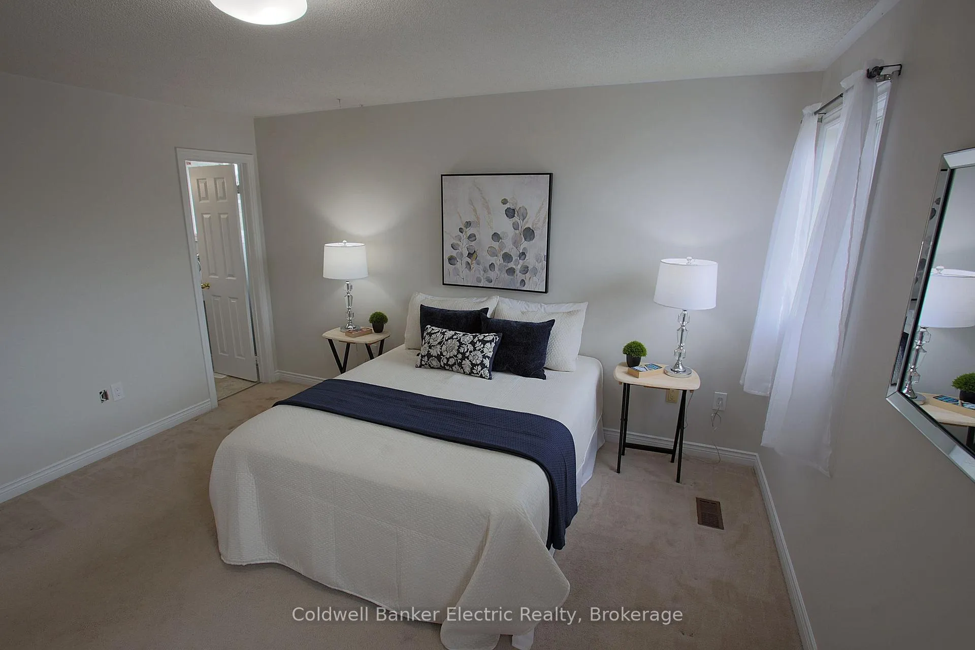 Photo 14 of 1830 Stratton Avenue, Peterborough, Otonabee Ward 1 — HOMEH