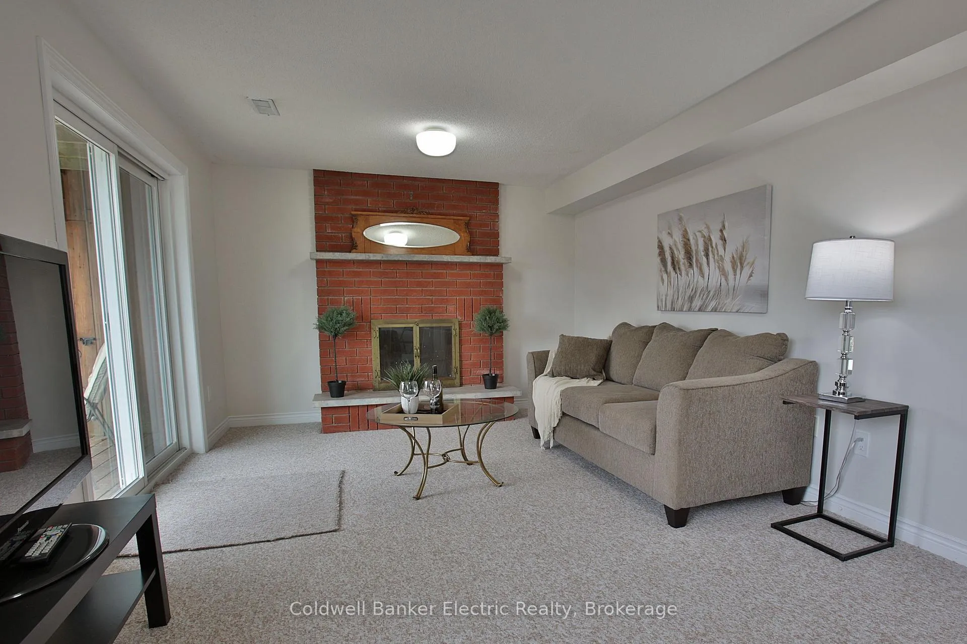 Photo 23 of 1830 Stratton Avenue, Peterborough, Otonabee Ward 1 — HOMEH