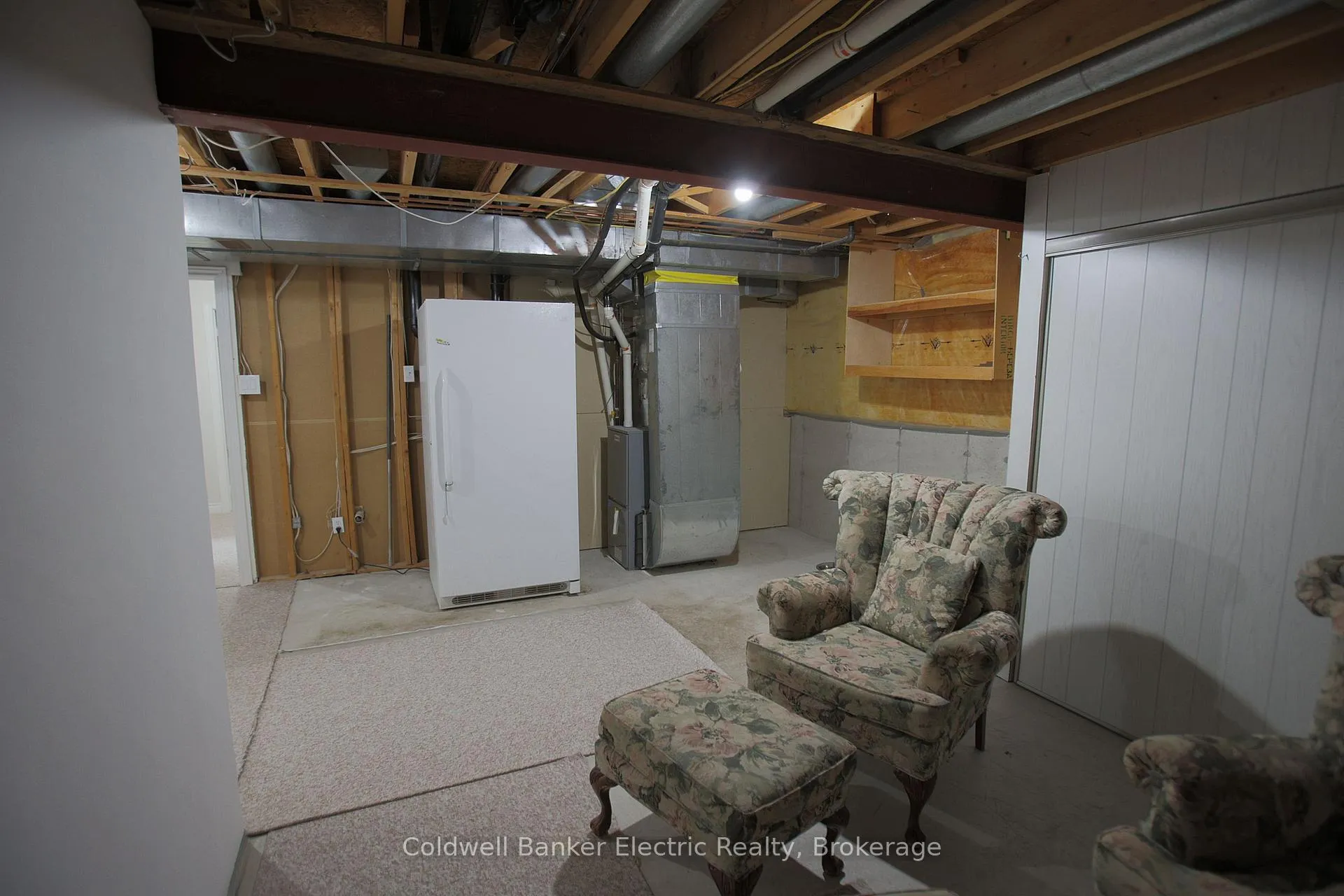 Photo 31 of 1830 Stratton Avenue, Peterborough, Otonabee Ward 1 — HOMEH