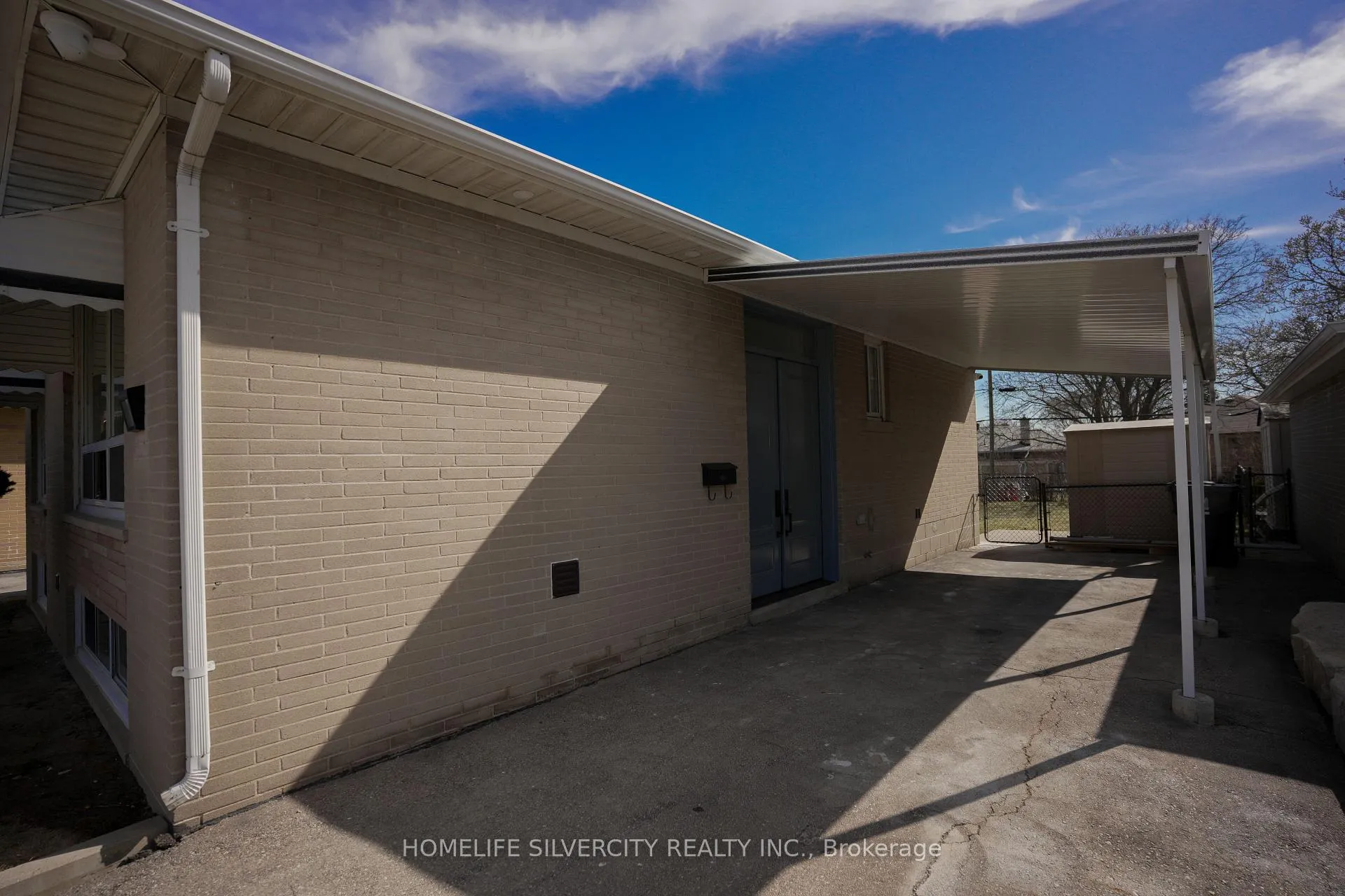 Photo 2 of 21 Billcar Road, Etobicoke, West Humber-Clairville — HOMEH