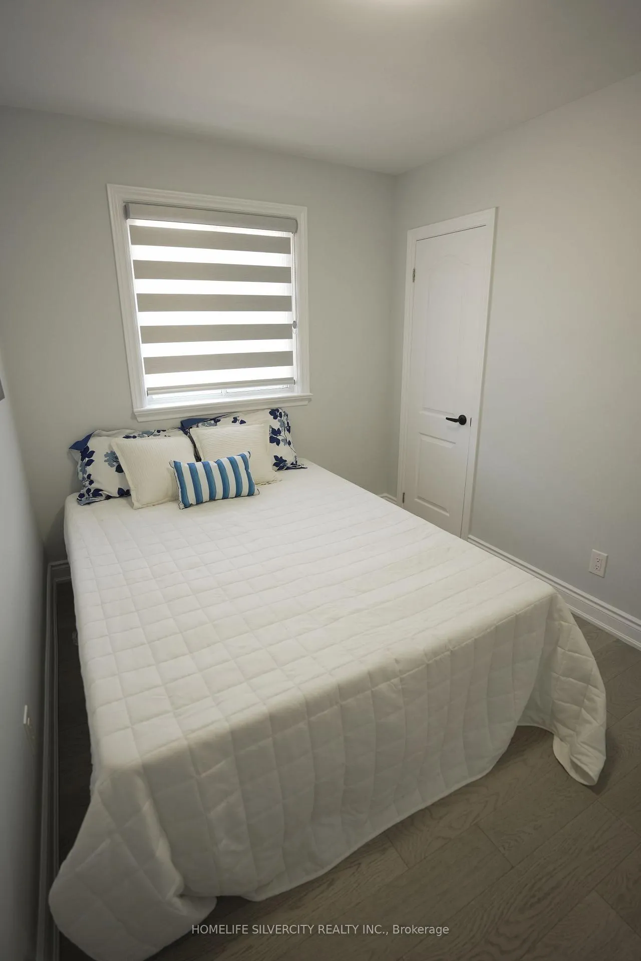 Photo 12 of 21 Billcar Road, Etobicoke, West Humber-Clairville — HOMEH