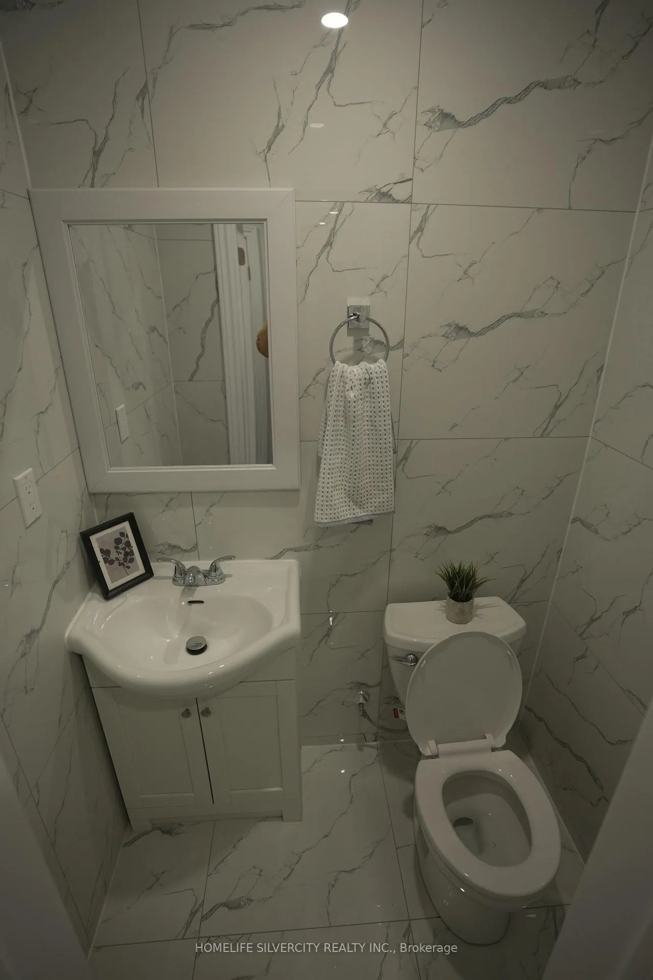Photo 26 of 21 Billcar Road, Etobicoke, West Humber-Clairville — HOMEH