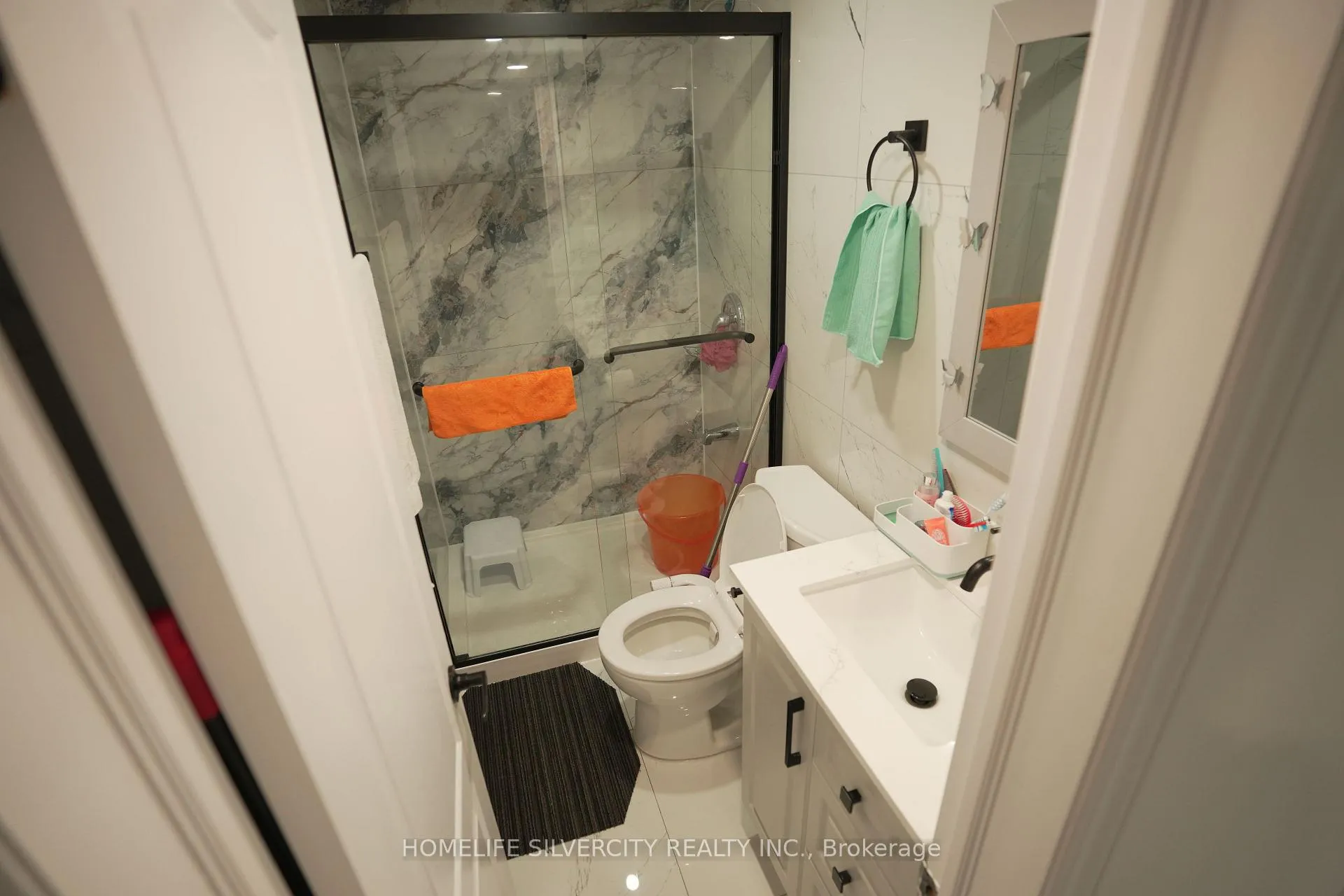Photo 31 of 21 Billcar Road, Etobicoke, West Humber-Clairville — HOMEH