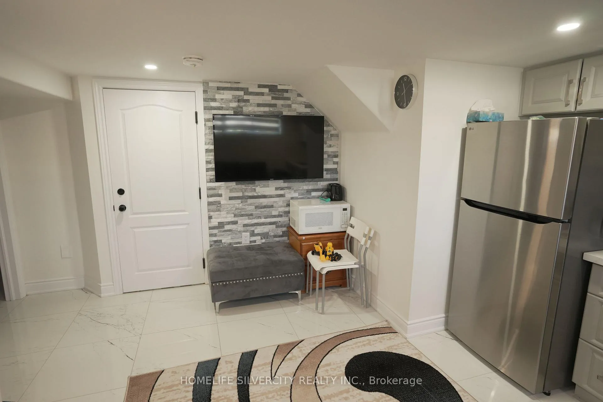 Photo 35 of 21 Billcar Road, Etobicoke, West Humber-Clairville — HOMEH