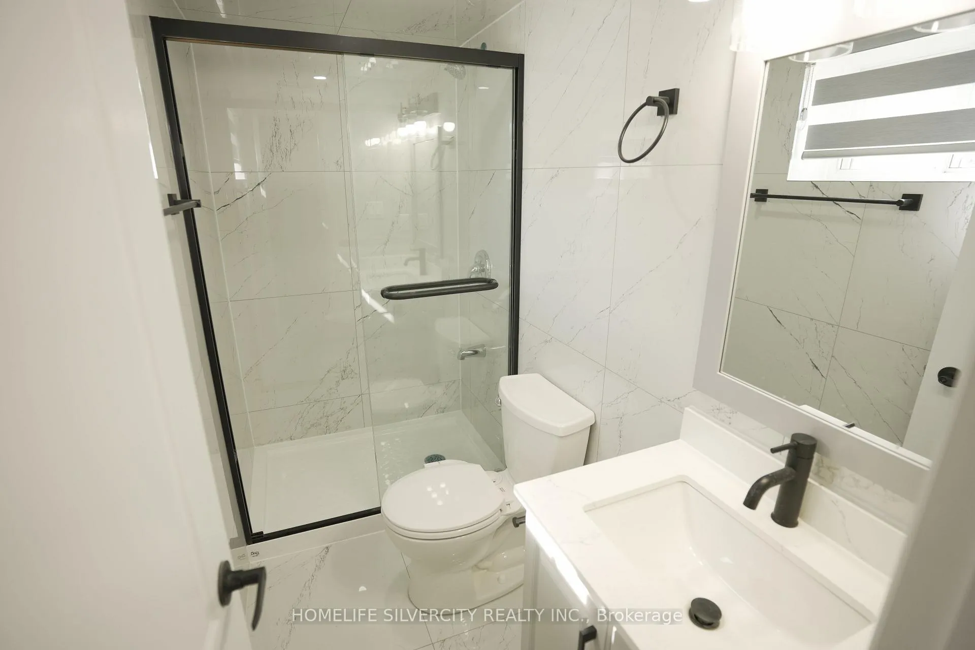 Photo 38 of 21 Billcar Road, Etobicoke, West Humber-Clairville — HOMEH
