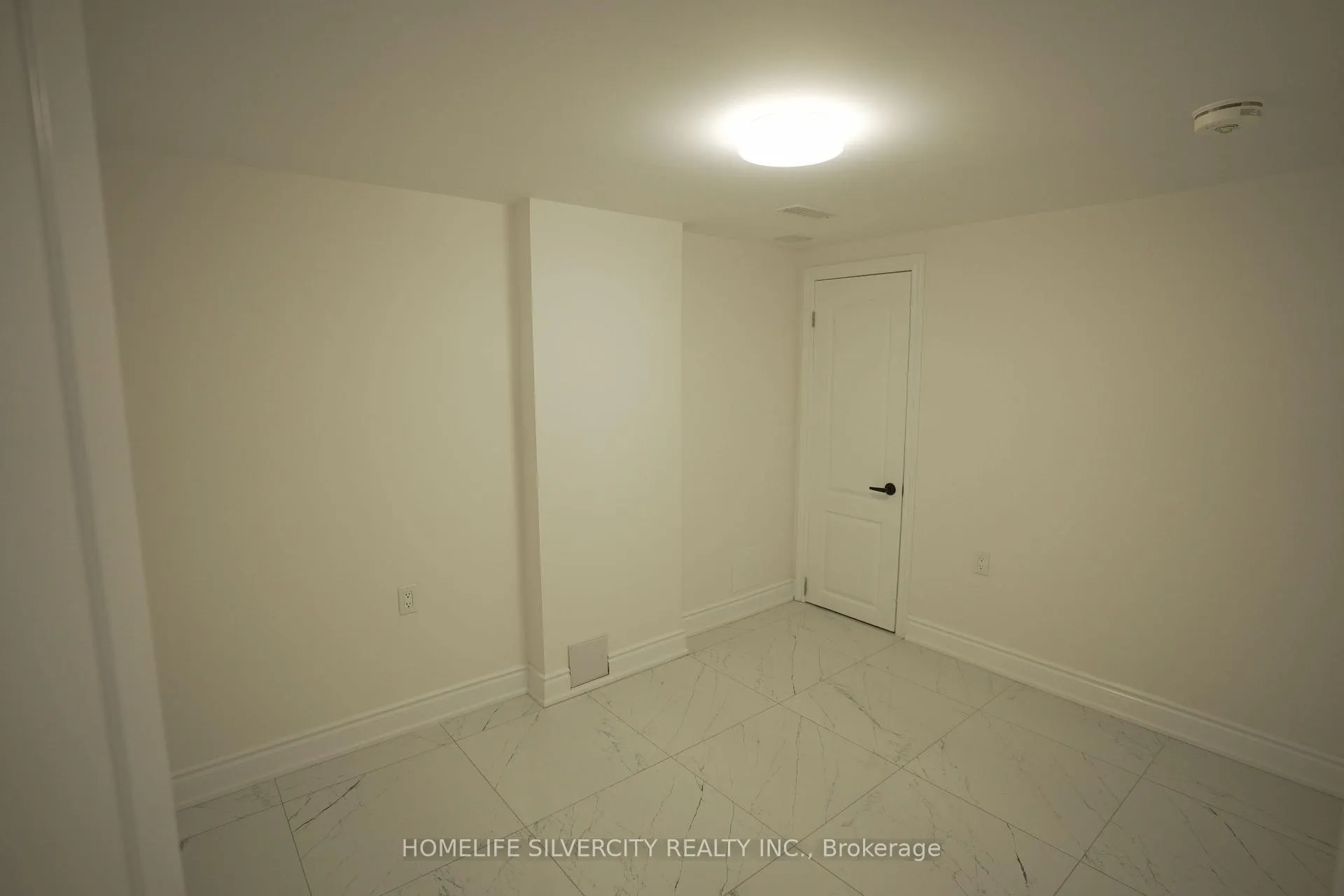Photo 40 of 21 Billcar Road, Etobicoke, West Humber-Clairville — HOMEH