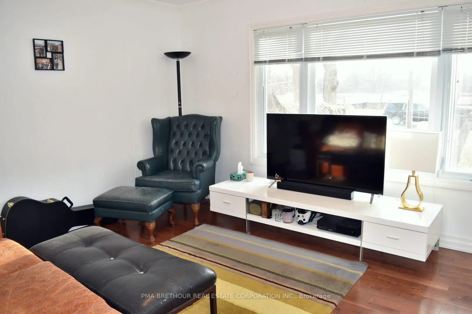 Photo 4 of 161 Henderson Avenue, Markham, Thornhill — HOMEH