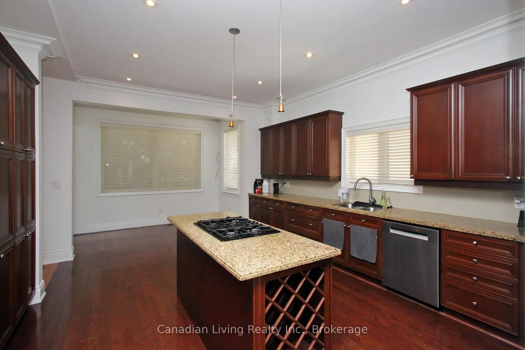 Photo 13 of 374 Glengarry Avenue, Toronto, Bedford Park-Nortown — HOMEH