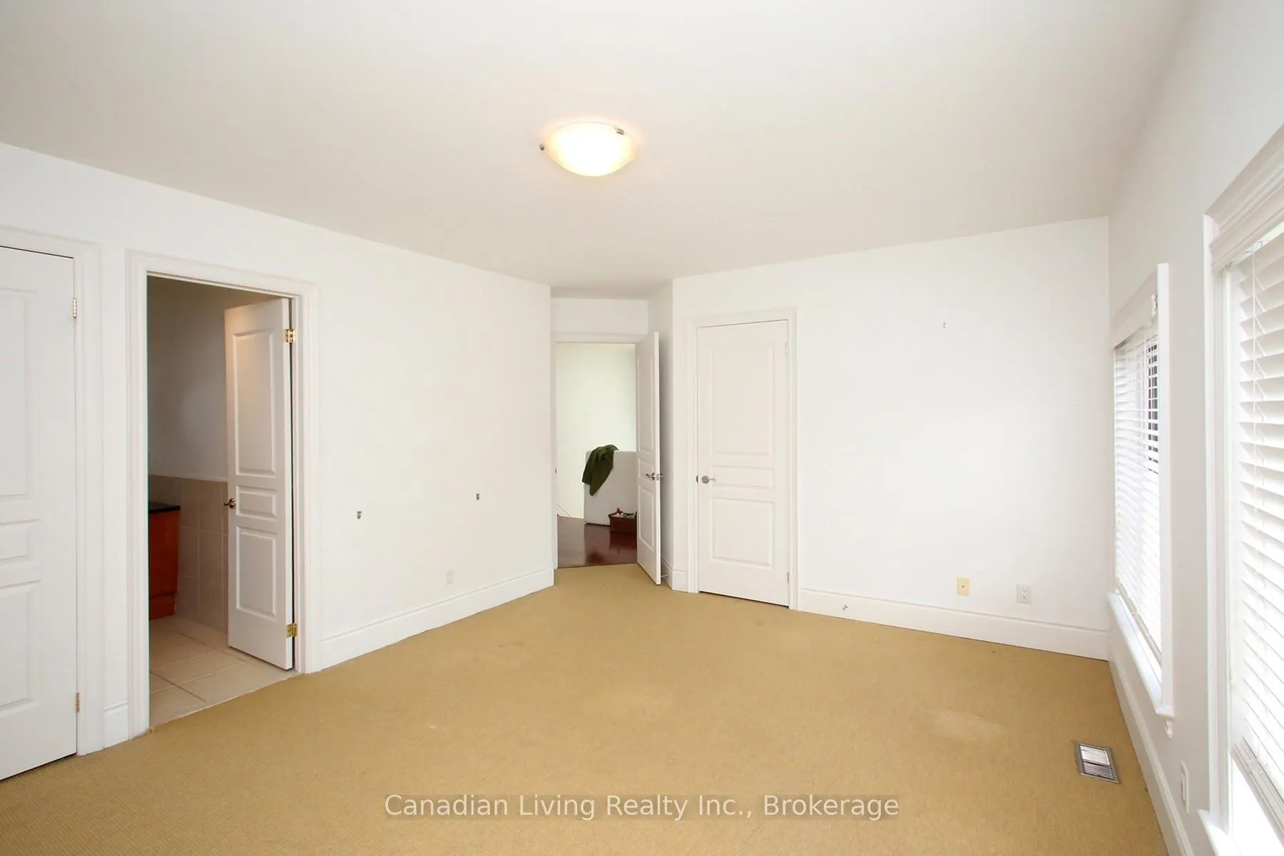 Photo 22 of 374 Glengarry Avenue, Toronto, Bedford Park-Nortown — HOMEH