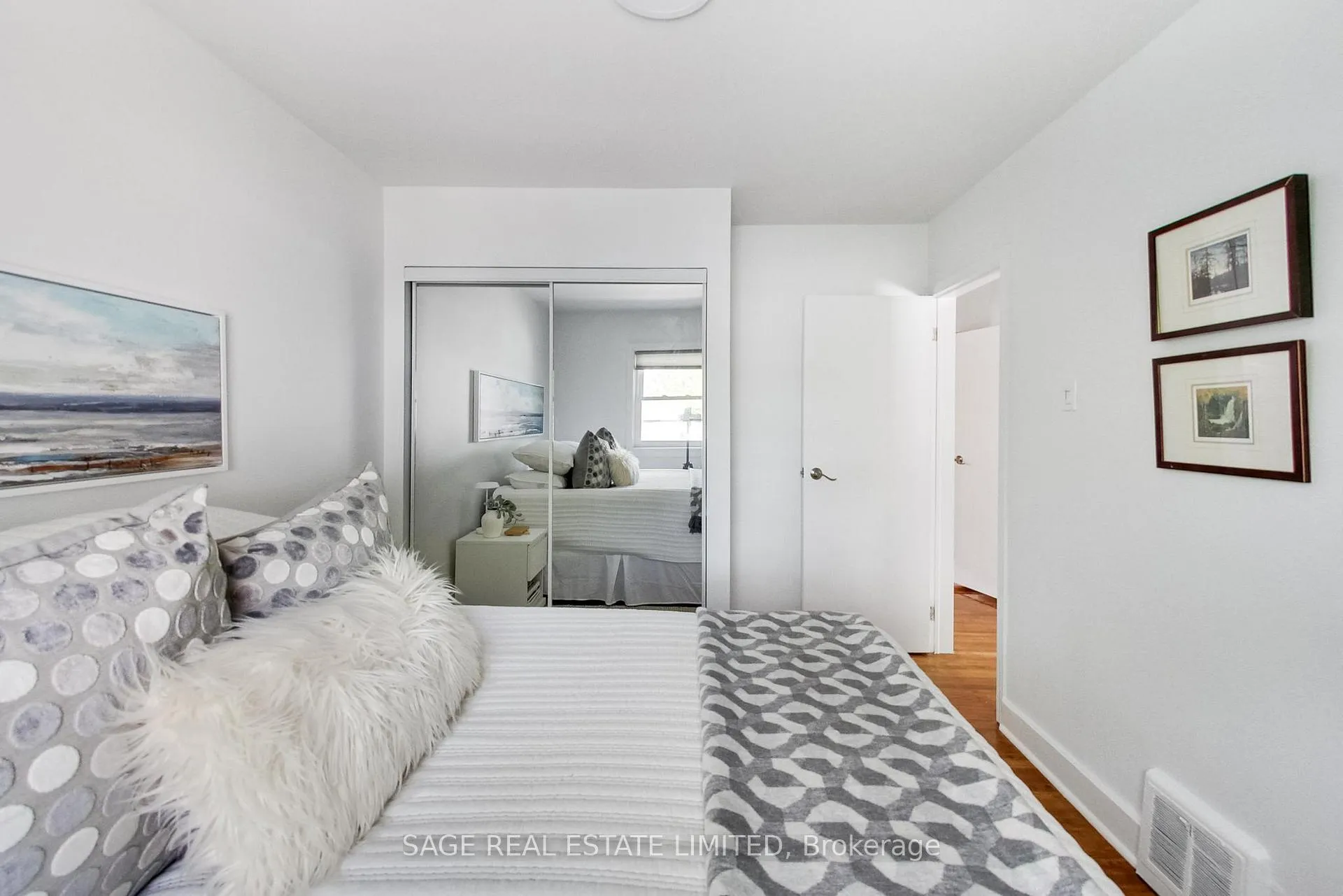 Photo 3 of 35 Blakley Avenue, Toronto, Rockcliffe-Smythe — HOMEH