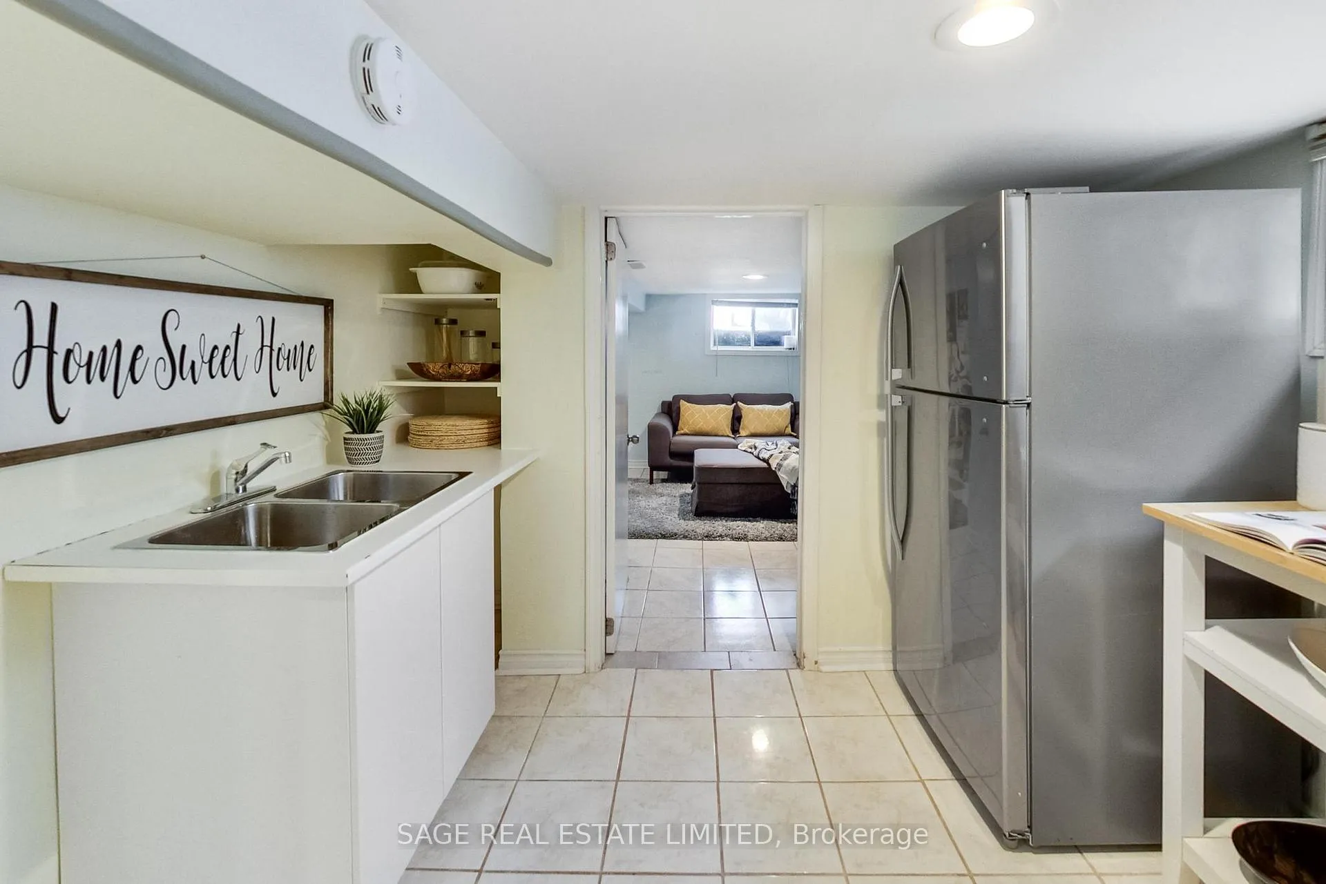Photo 27 of 35 Blakley Avenue, Toronto, Rockcliffe-Smythe — HOMEH