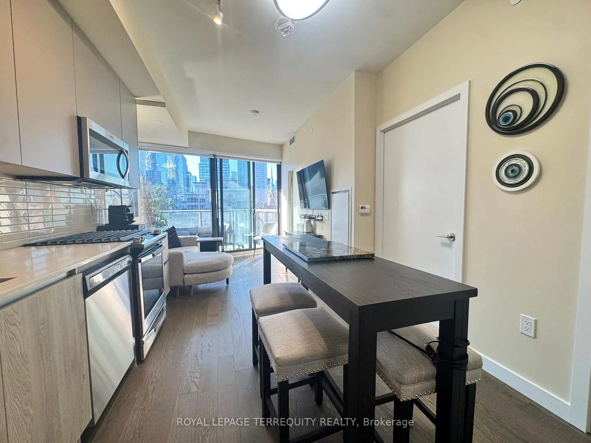 Photo 8 of Unit 1009, 2A Church Street, Toronto, Waterfront Communities — HOMEH