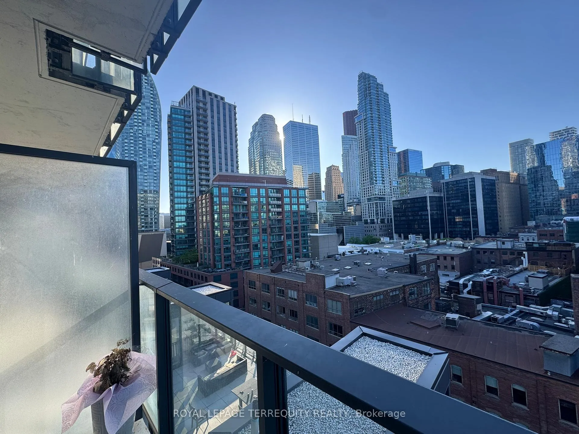 Photo 16 of Unit 1009, 2A Church Street, Toronto, Waterfront Communities — HOMEH