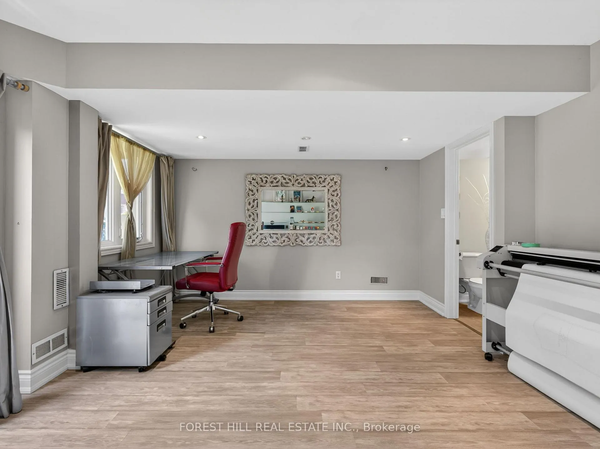 Photo 19 of 24 Mintwood Road, Vaughan, Patterson — HOMEH