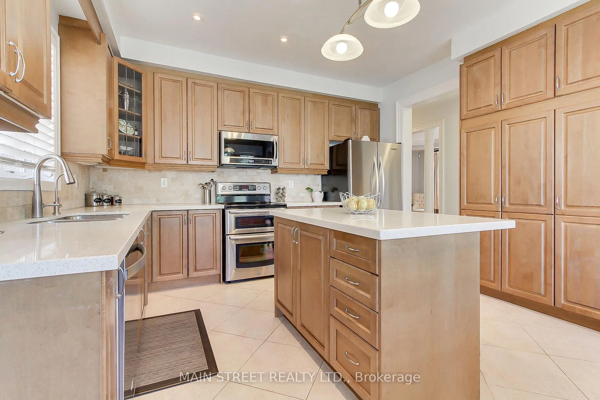 Photo 15 of 14 Reginald Lamb Crescent, Markham, Box Grove — HOMEH