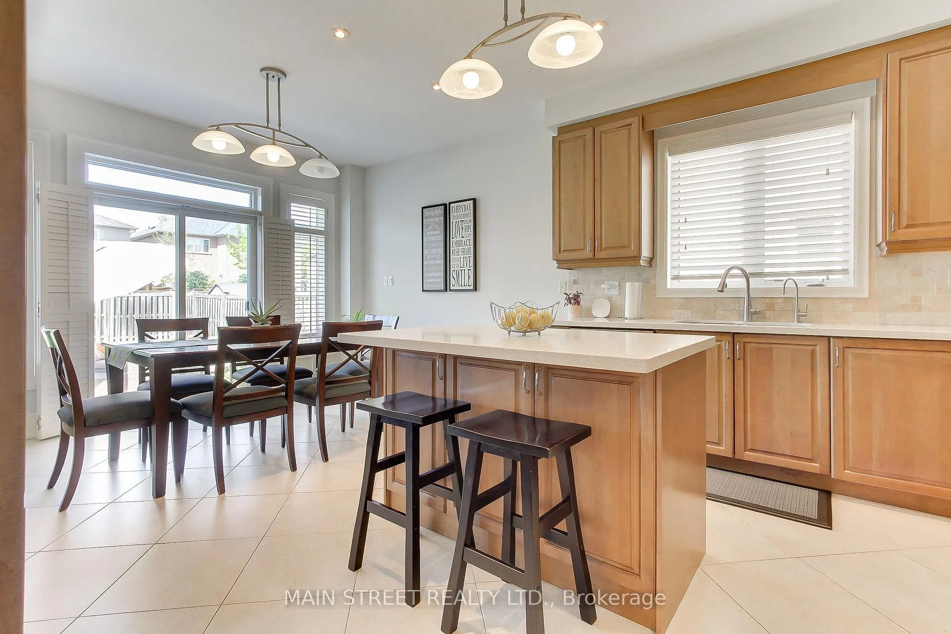 Photo 18 of 14 Reginald Lamb Crescent, Markham, Box Grove — HOMEH