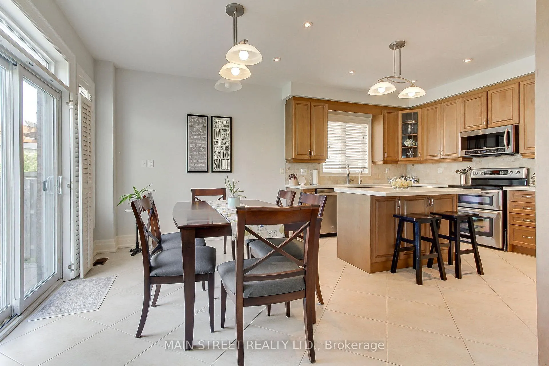 Photo 20 of 14 Reginald Lamb Crescent, Markham, Box Grove — HOMEH